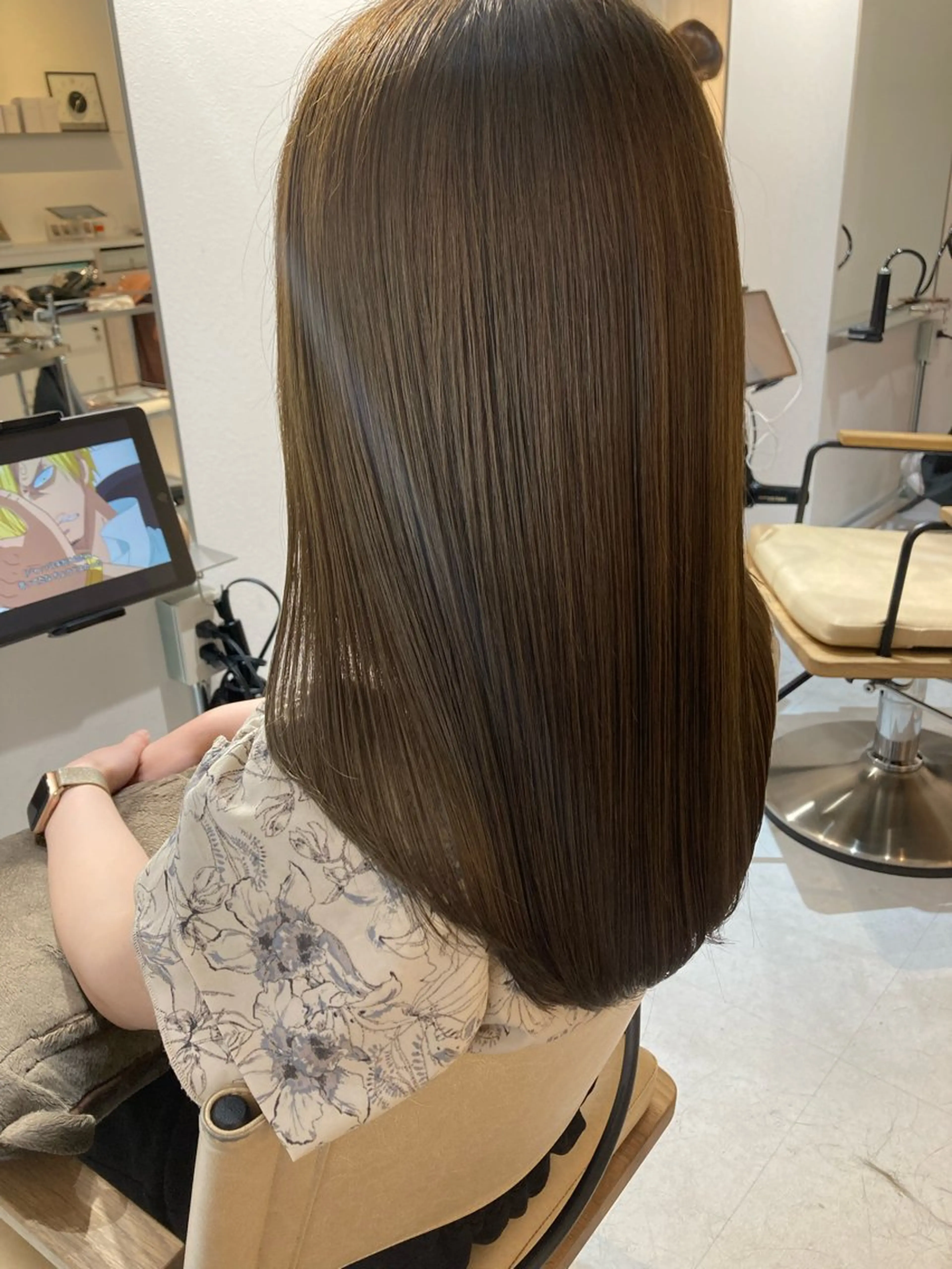 【✨ミニモ限定✨】カット+艶オイルカラー+Aujuaトリートメントの写真