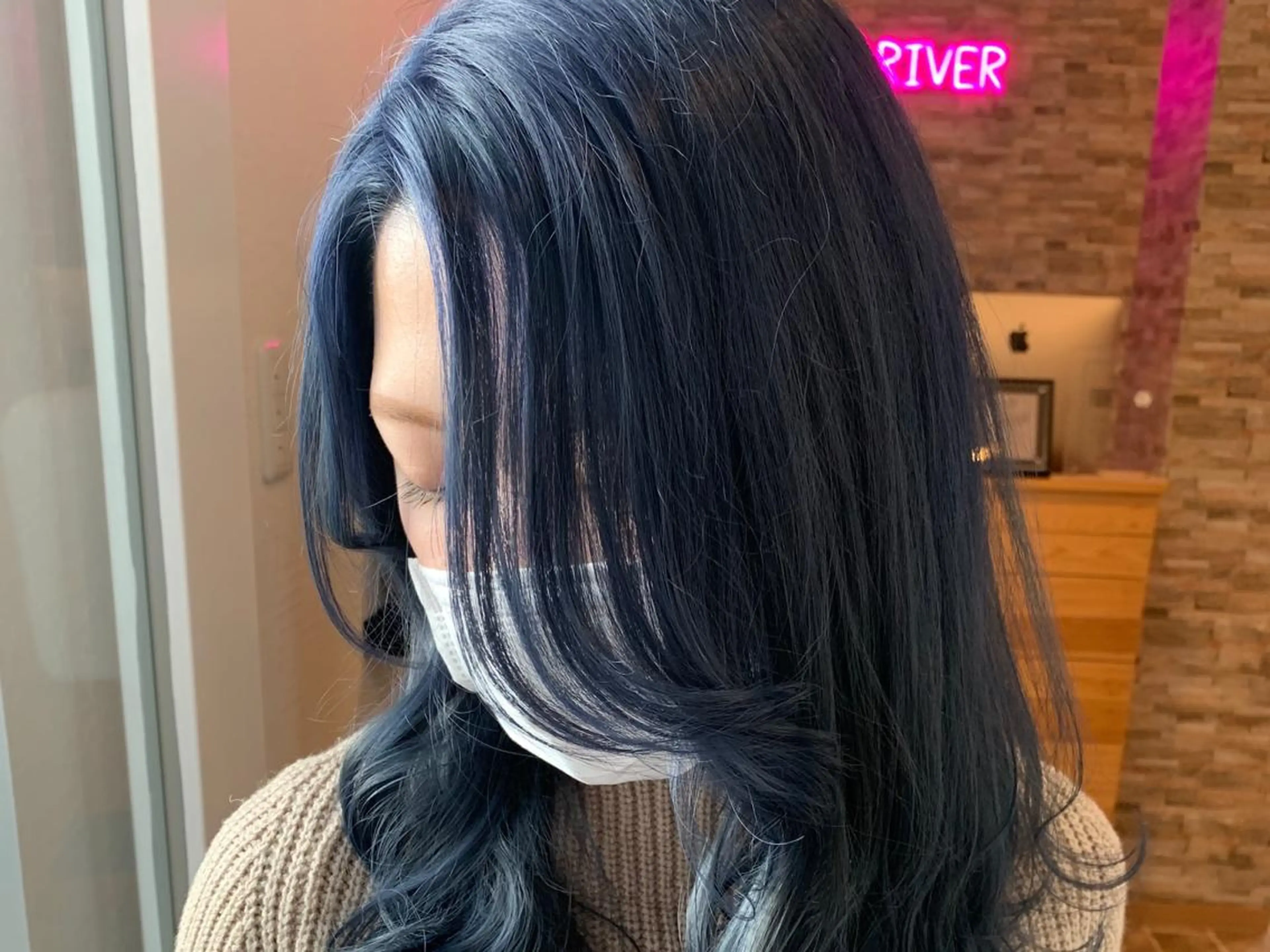 ミディアム カラー ヘアカラー&縮毛矯正 STAR☆RIVERのヘアスタイル