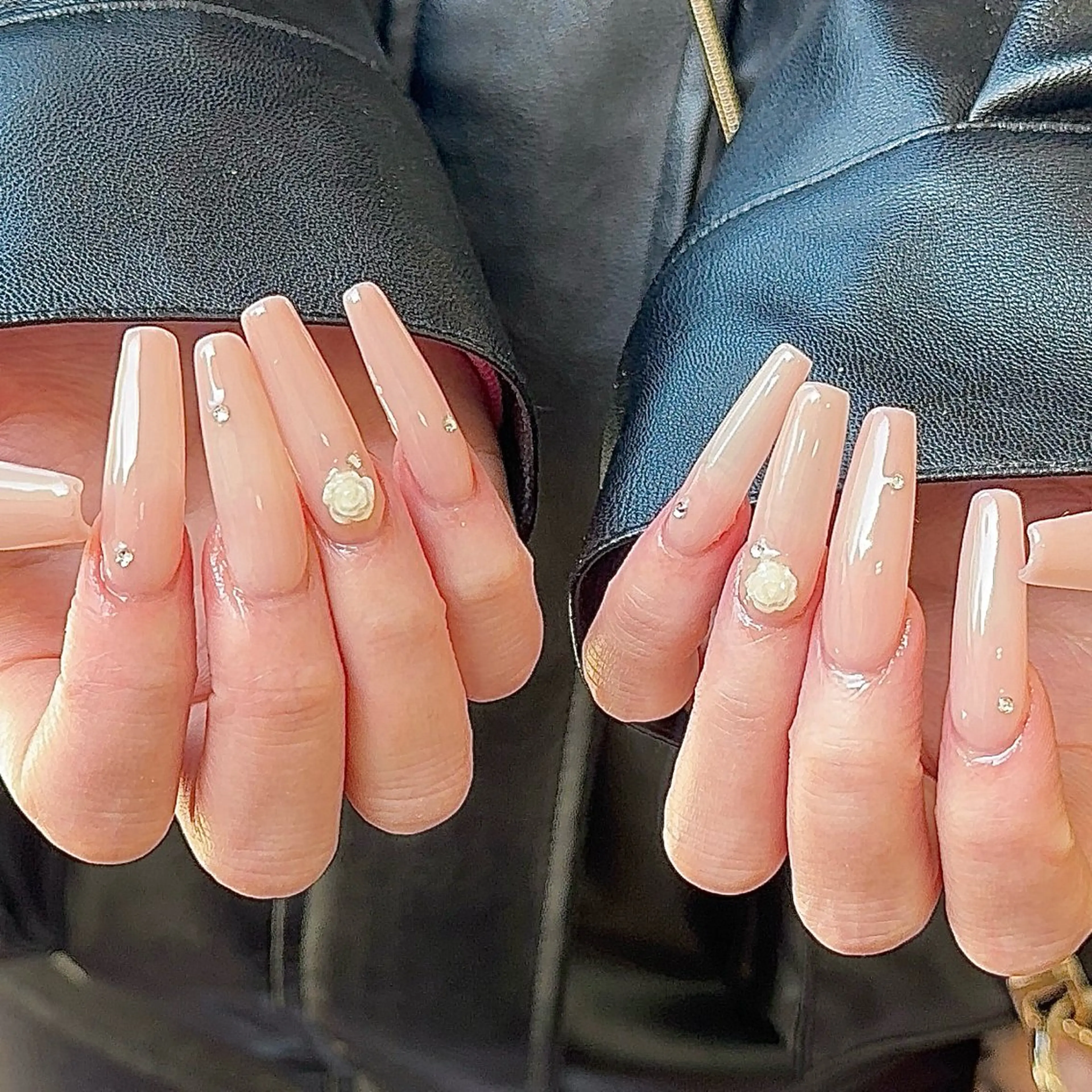 ネイル ハンドネイル 黒川 実祐のネイルデザイン