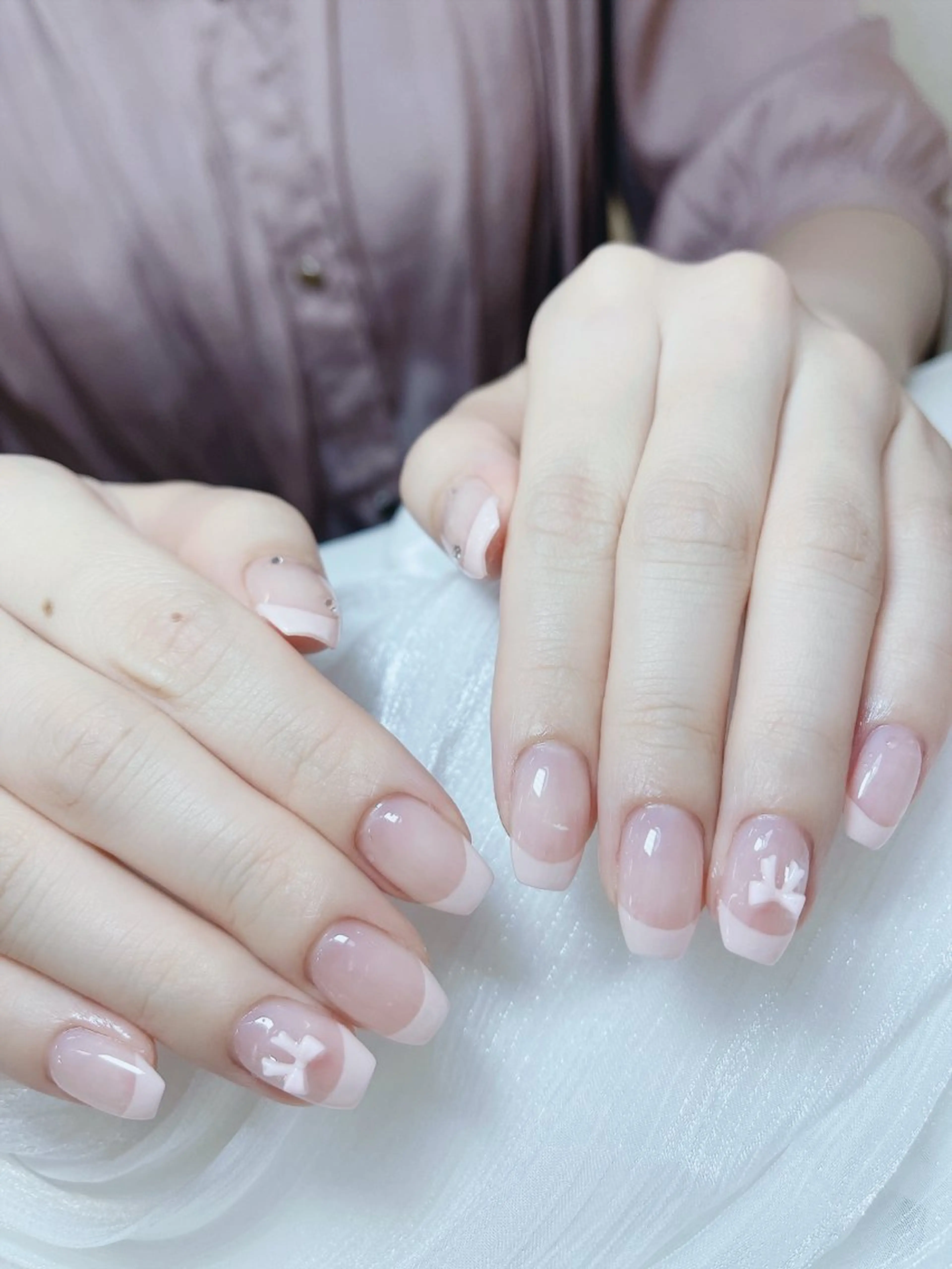 ネイル チークネイル フレンチネイル グラデーション キラキラネイル 韓国ネイル ハンドネイル DUO MI nail salonのネイルデザイン