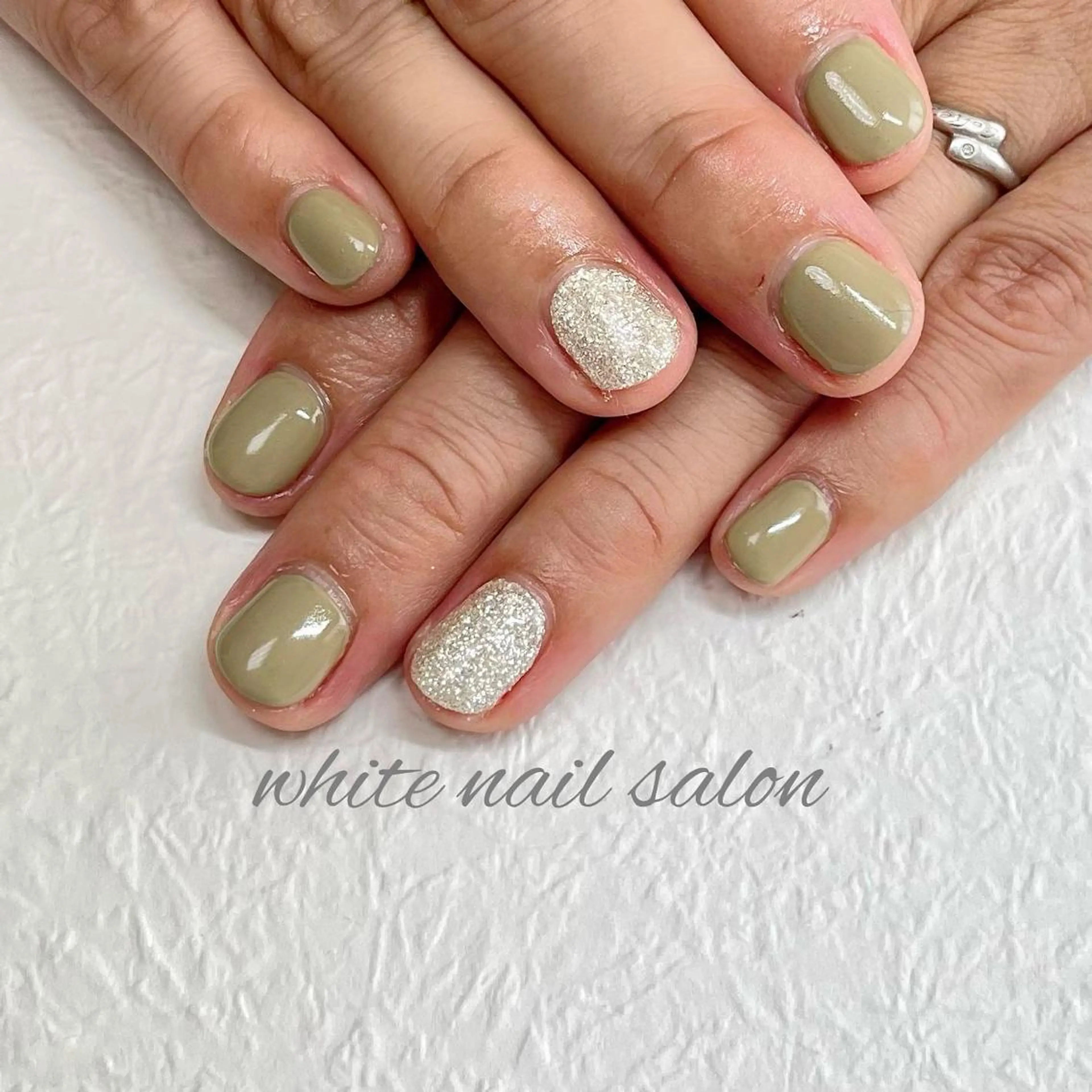 ネイル フットネイル ジェルネイル ハードジェル ラメ(グリッター) 持ち込み white nail salonのネイルデザイン