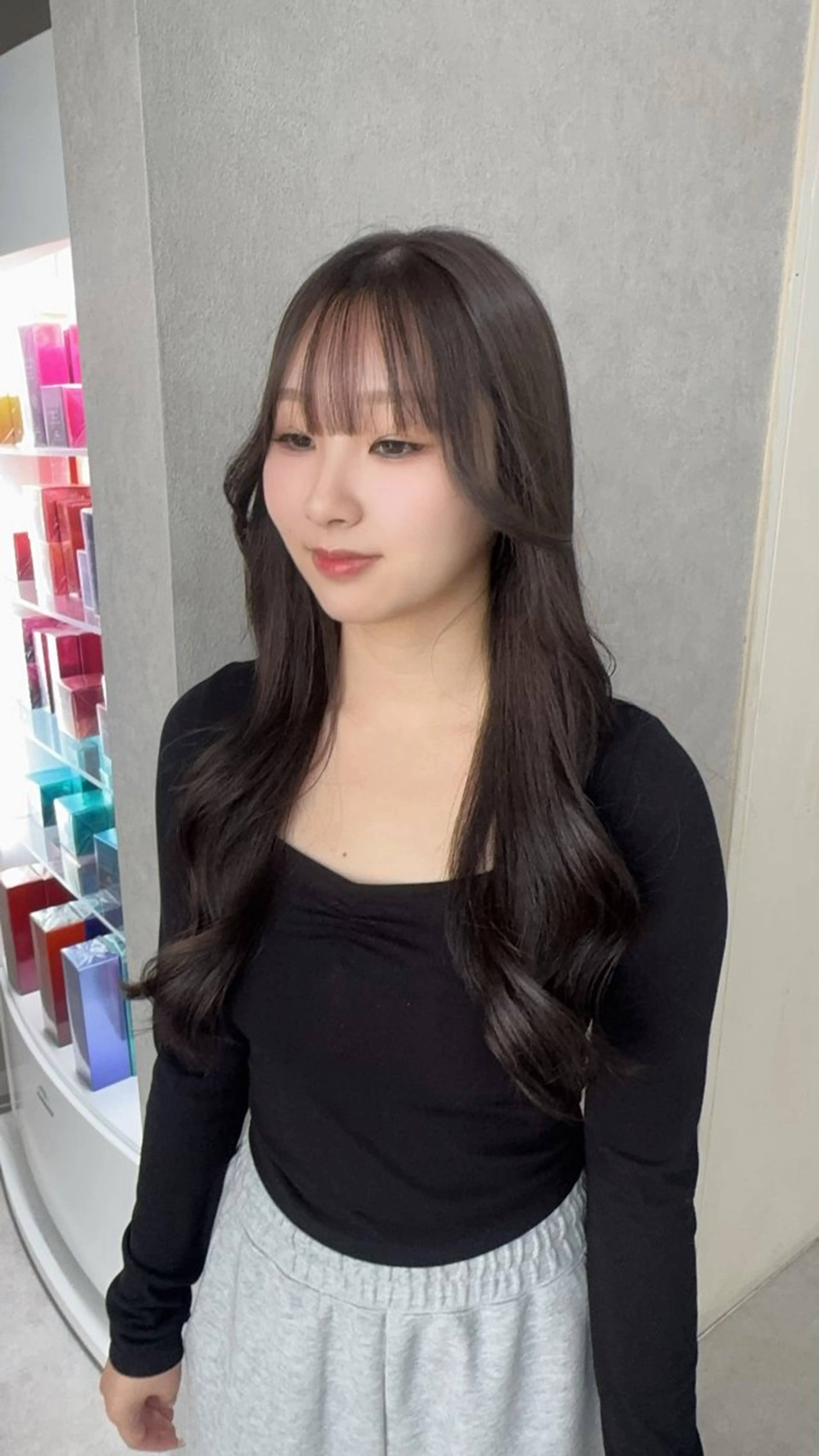 ロング カラー アッシュ アッシュブラウン ベージュカラー 黒髪 ブリーチ カット ヘアカラー トリートメント 赤み無し柔らかカラー 【梅田】madokaのヘアスタイル