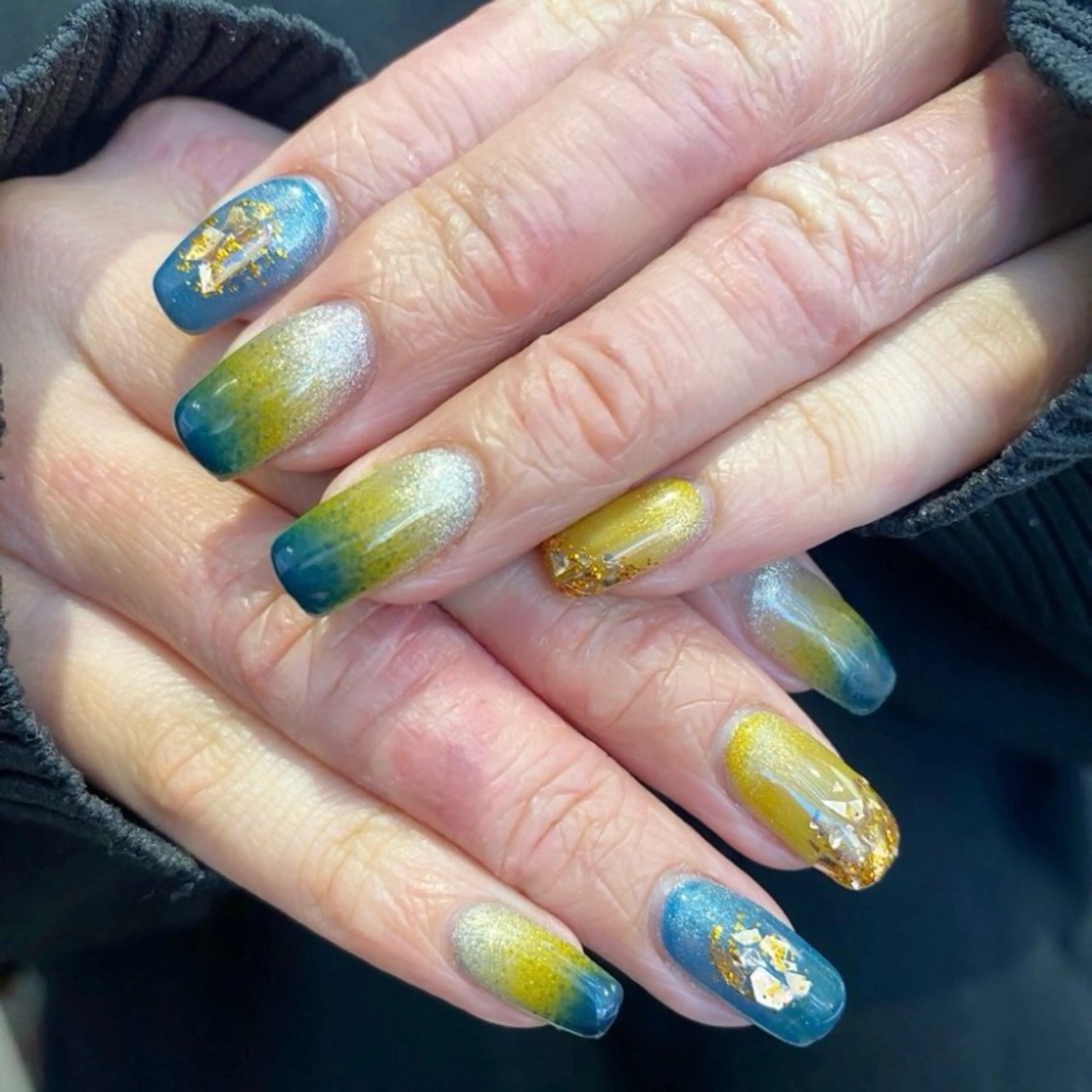 ネイル ハンドネイル カンナ【Y2Kネイル /コーンロウ】のネイルデザイン