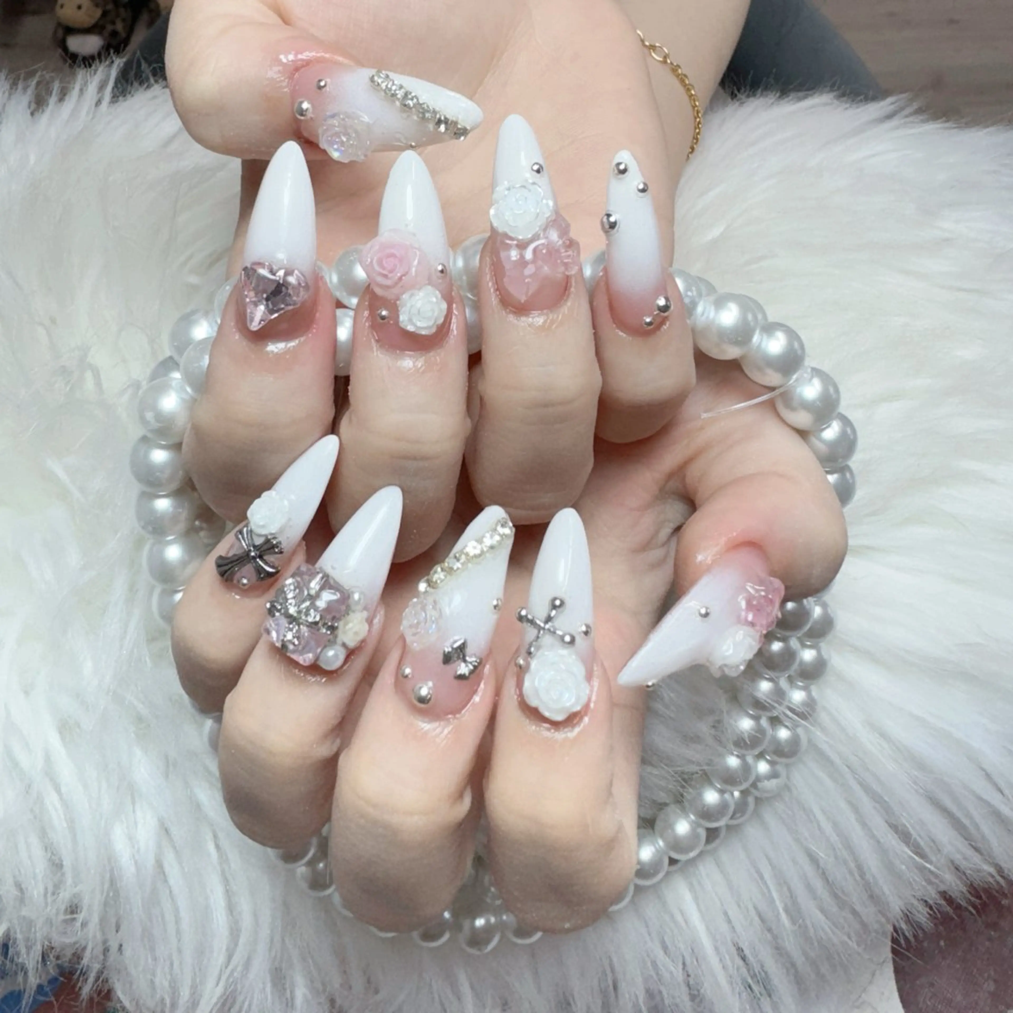 ネイル ハンドネイル 🎀nana🫧 ワンホンネイル🎀のネイルデザイン