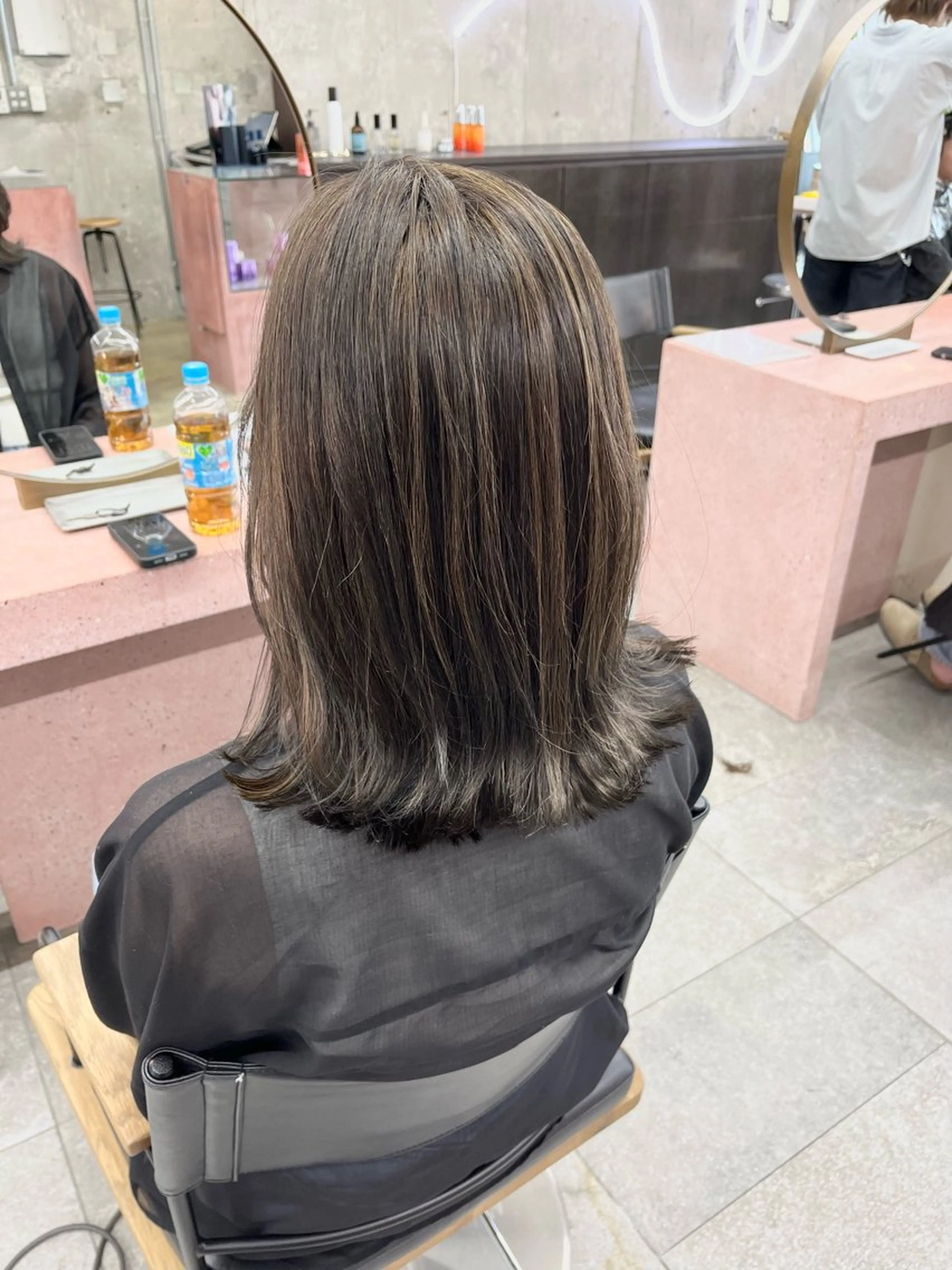ミディアム カラー ハイライトカラー ハイライト カット ヘアカラー 小木曽智美 /ボブ/ショートのヘアスタイル