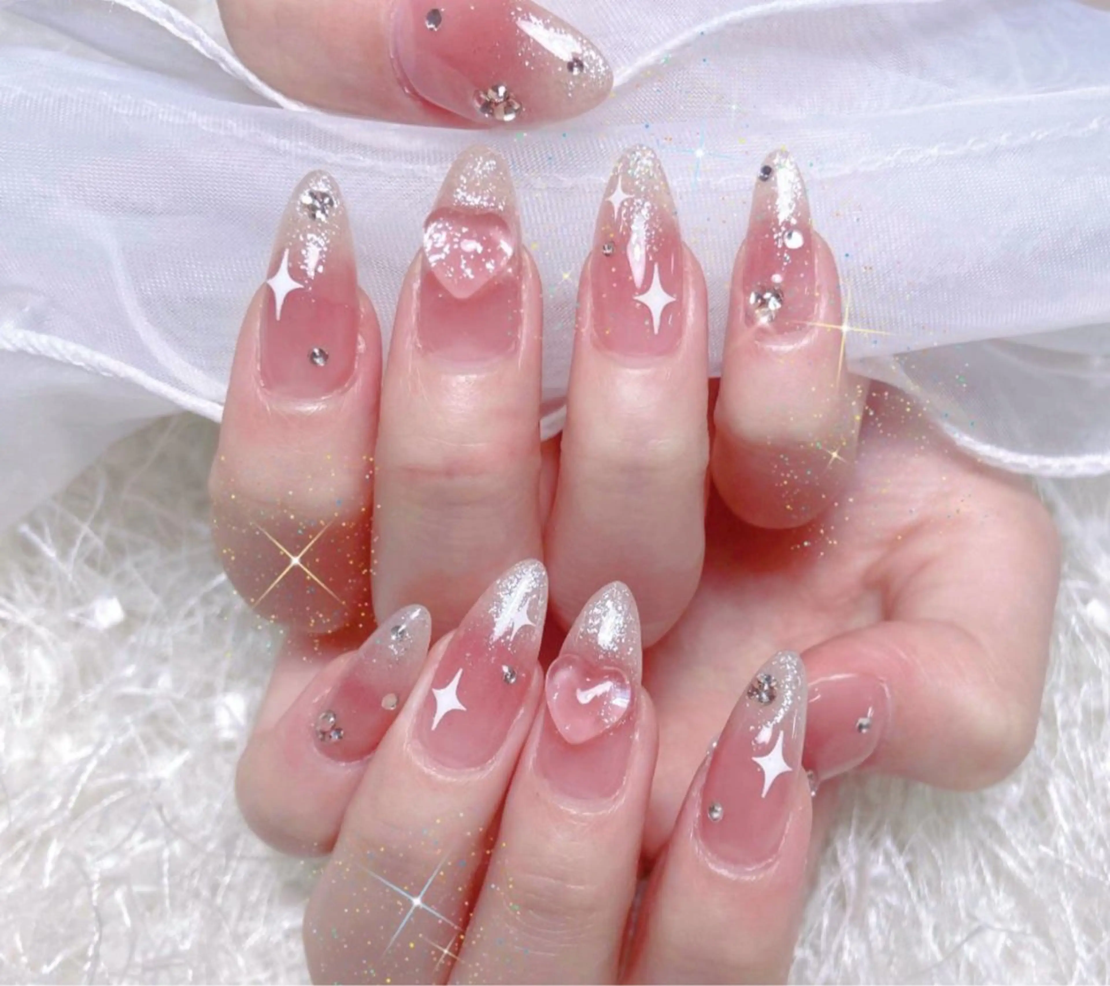 ネイル HIN NAILのネイルデザイン