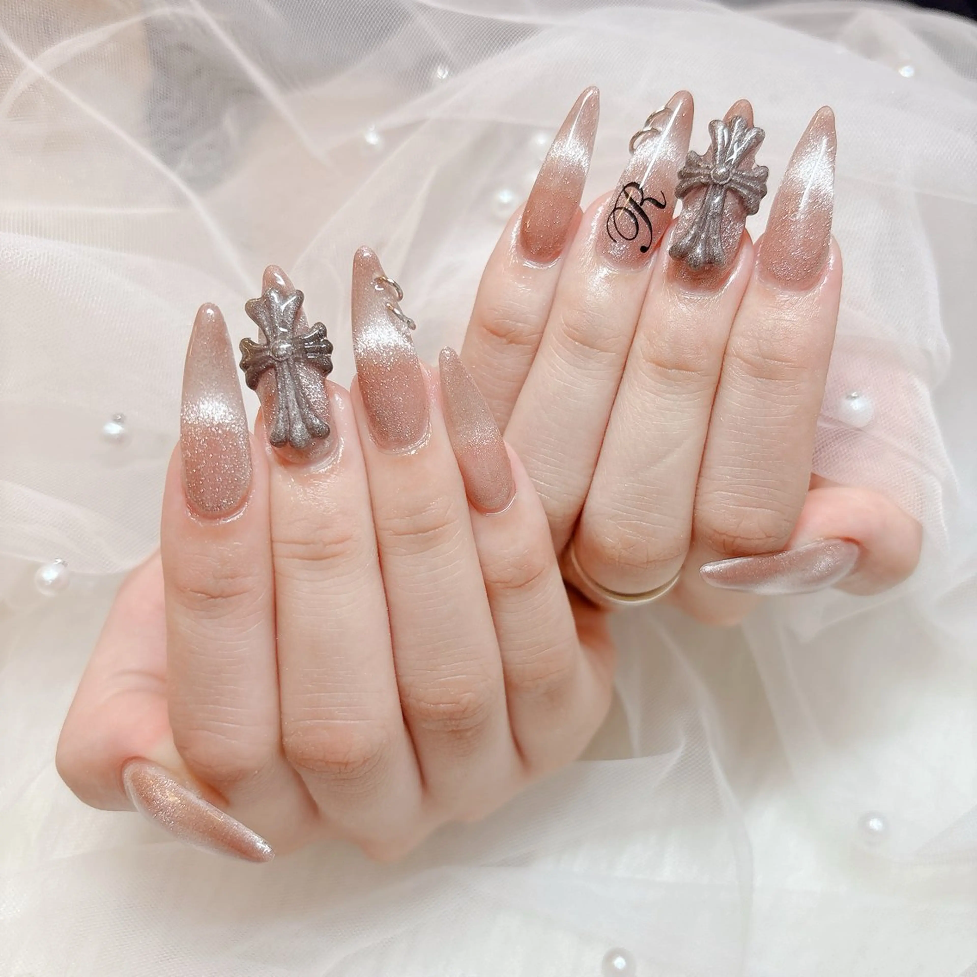 ネイル ハンドネイル 中野駅徒歩5分💅 ラクロレのネイルデザイン