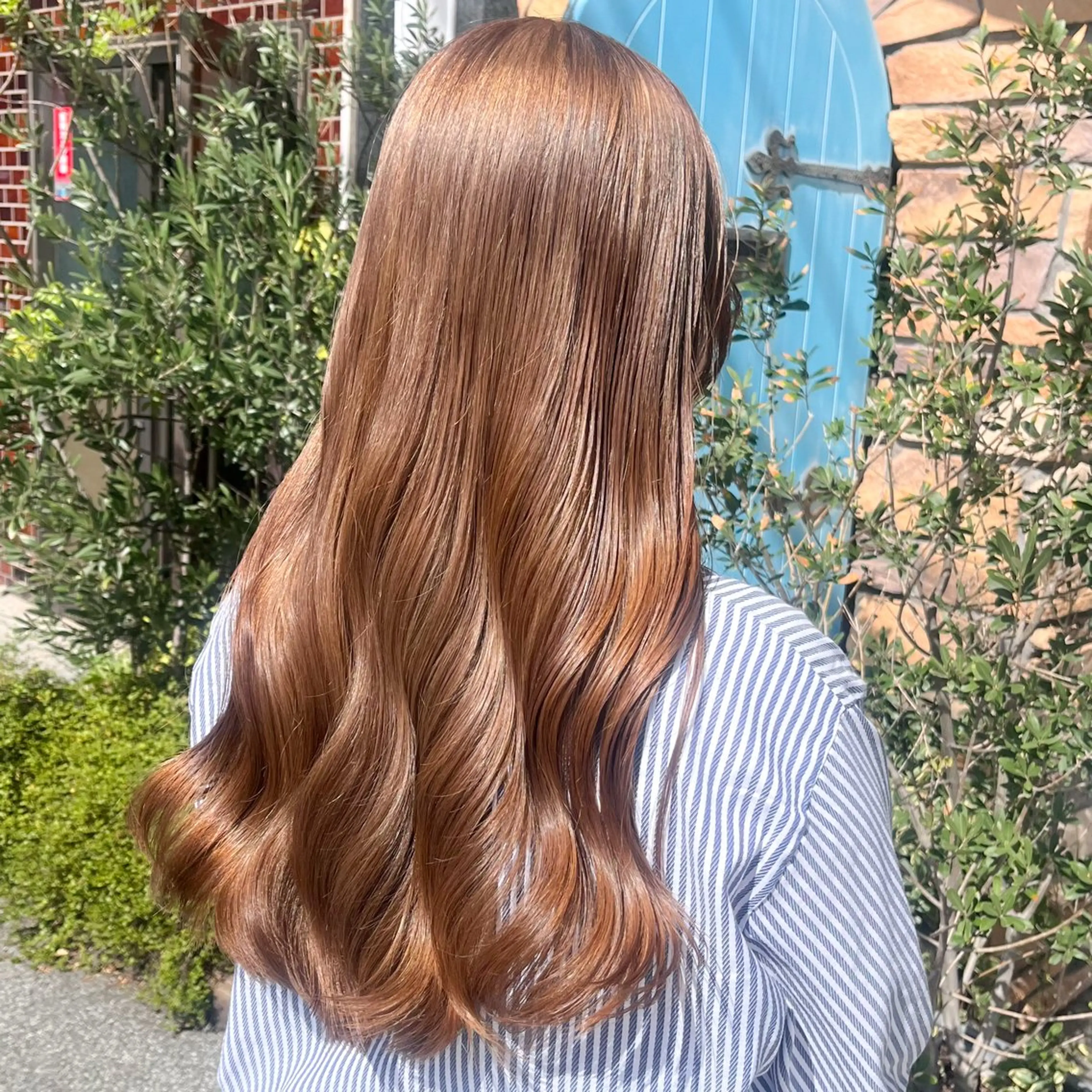 ロング カラー カット ヘアカラー トリートメント 伊藤 玲衣のヘアスタイル