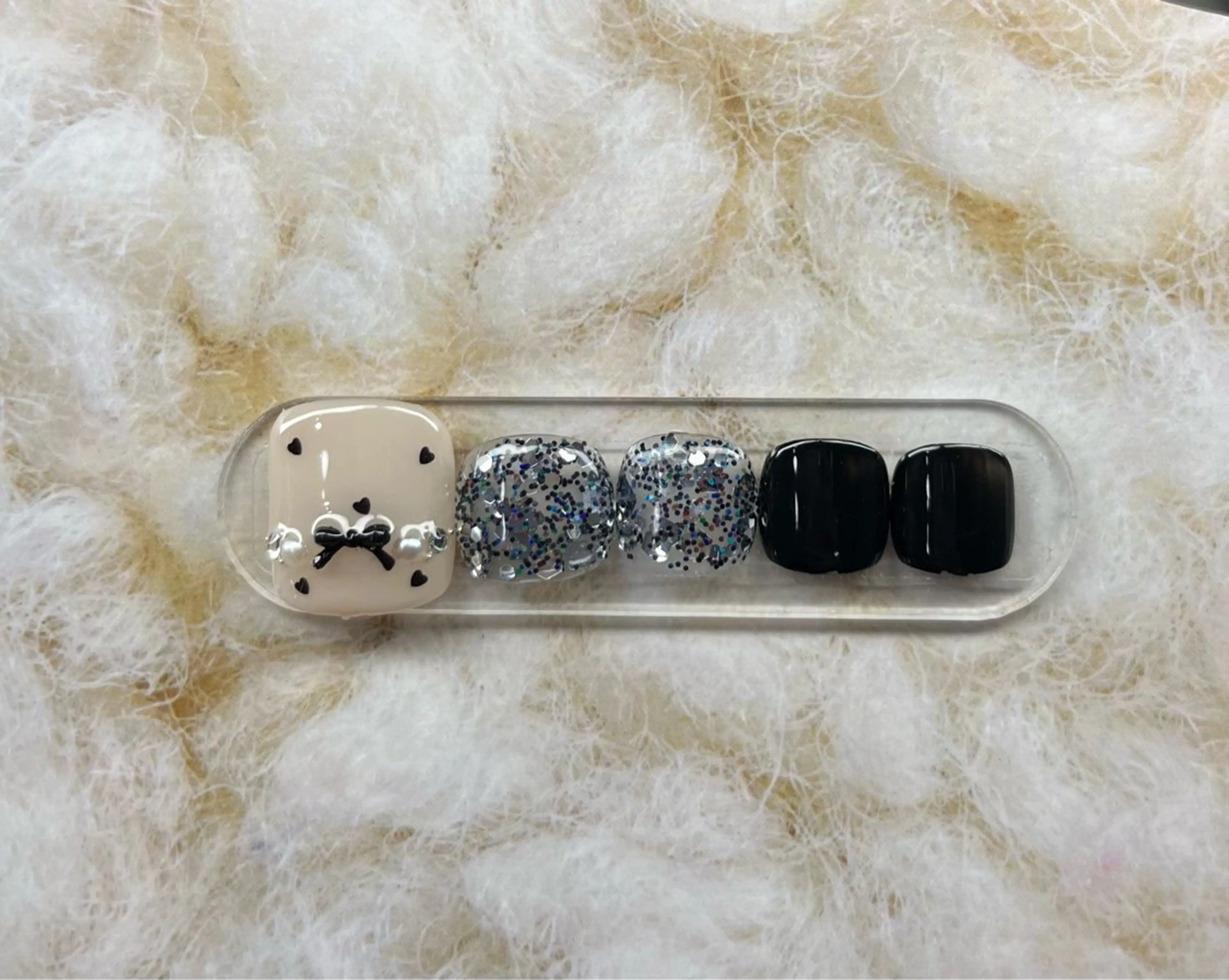 ネイル フットネイル ATULA nailのネイルデザイン