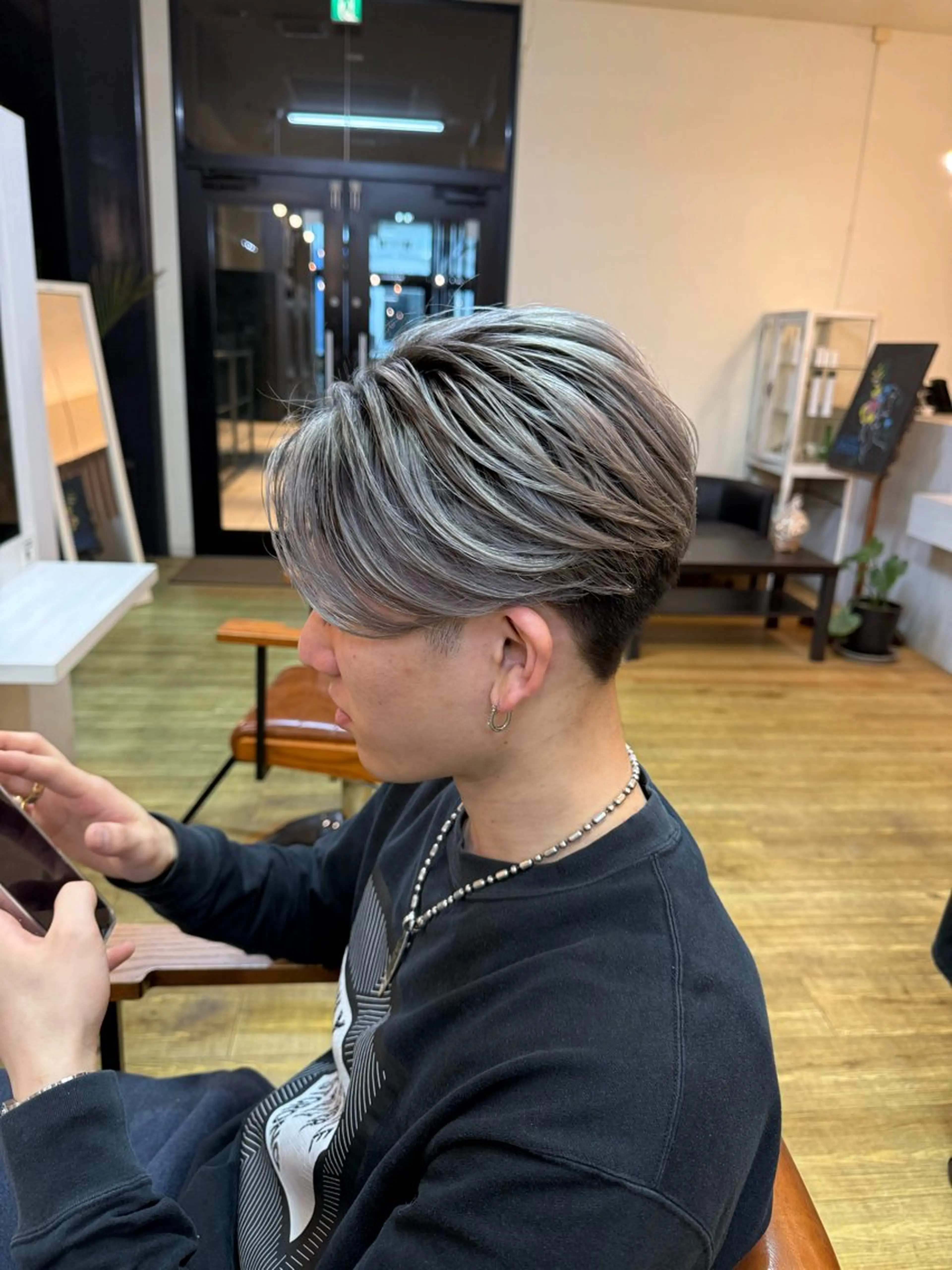 カラー メンズ カット ヘアカラー 鎌倉 勇利/特殊ヘアのヘアスタイル