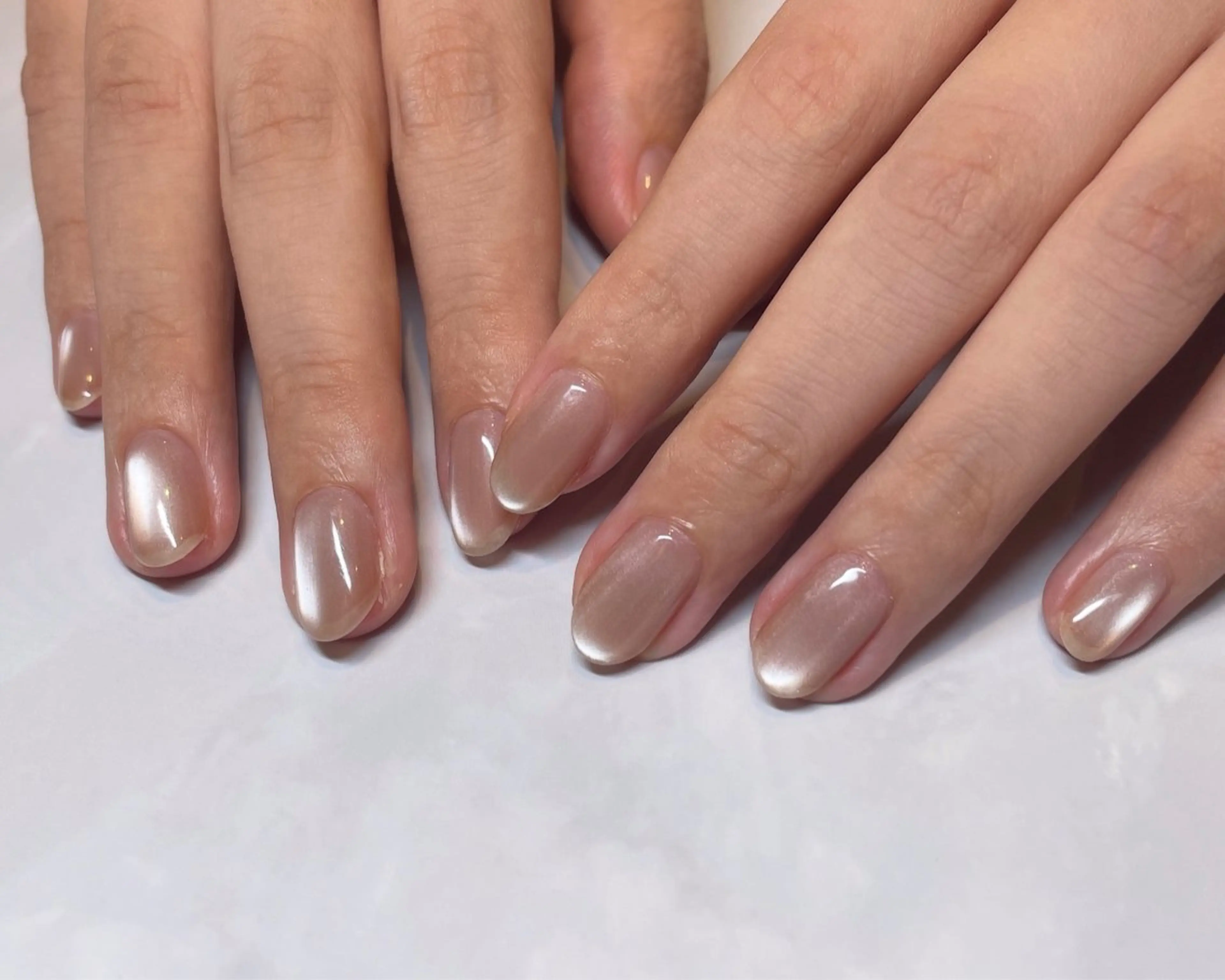ネイル Nailsalon Repos.所属・Rika🌼 シンプル•マグネットのネイルデザイン