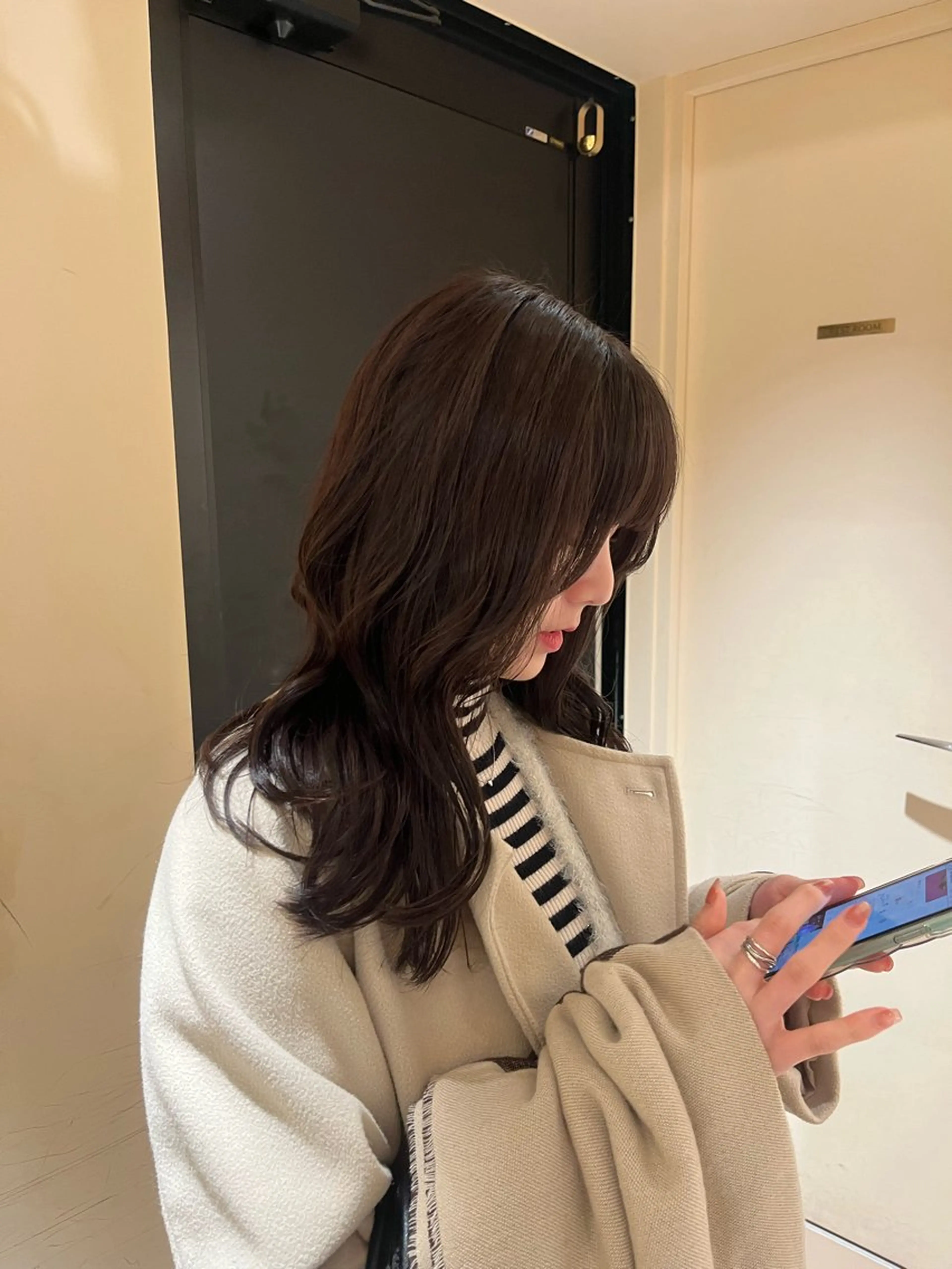 ロング カラー グレージュ ヘアカラー トリートメント ナミ🩶暗髪/暖色 ❤️/透明感/縮毛のヘアスタイル