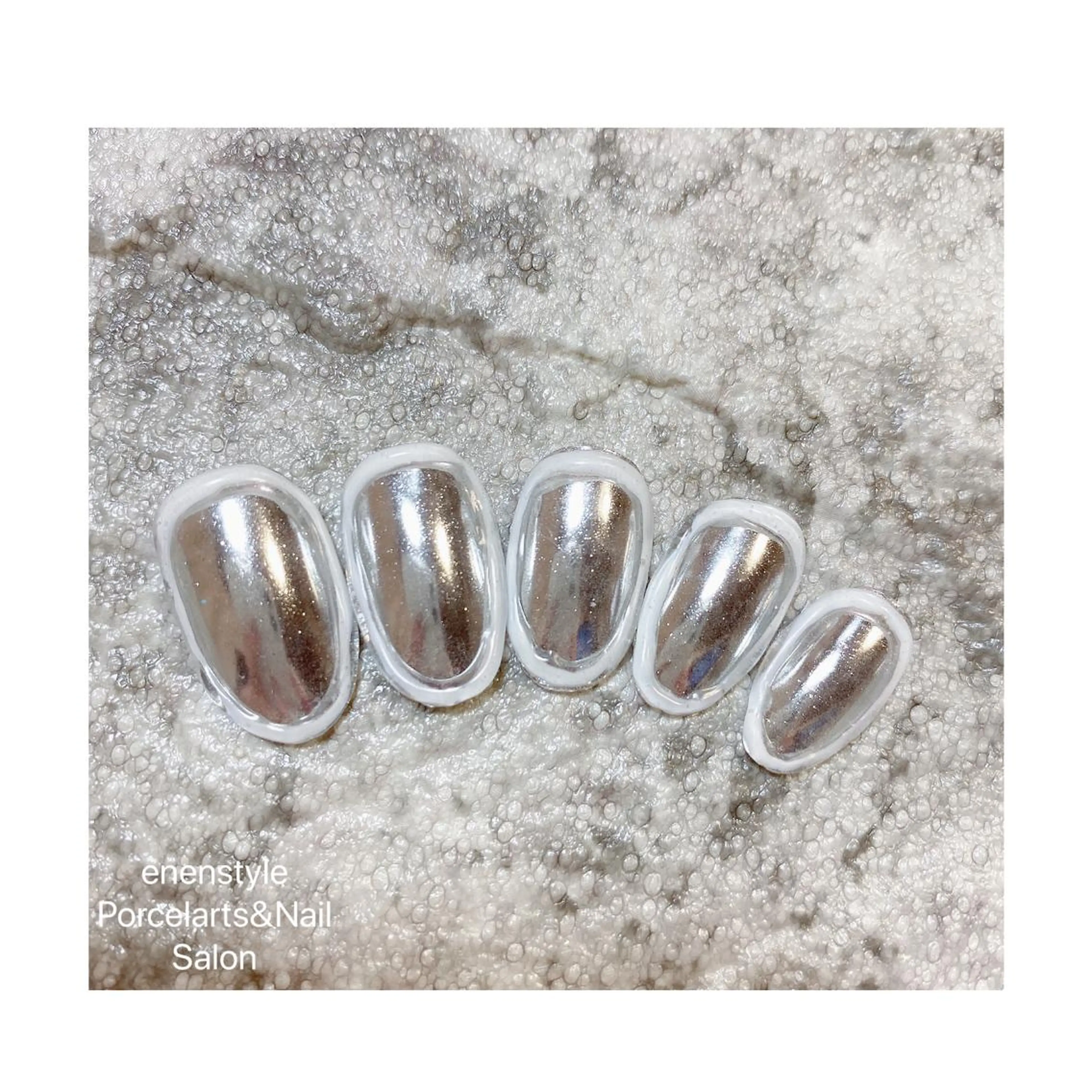 ショート ネイル 👑enen style👑のネイルデザイン