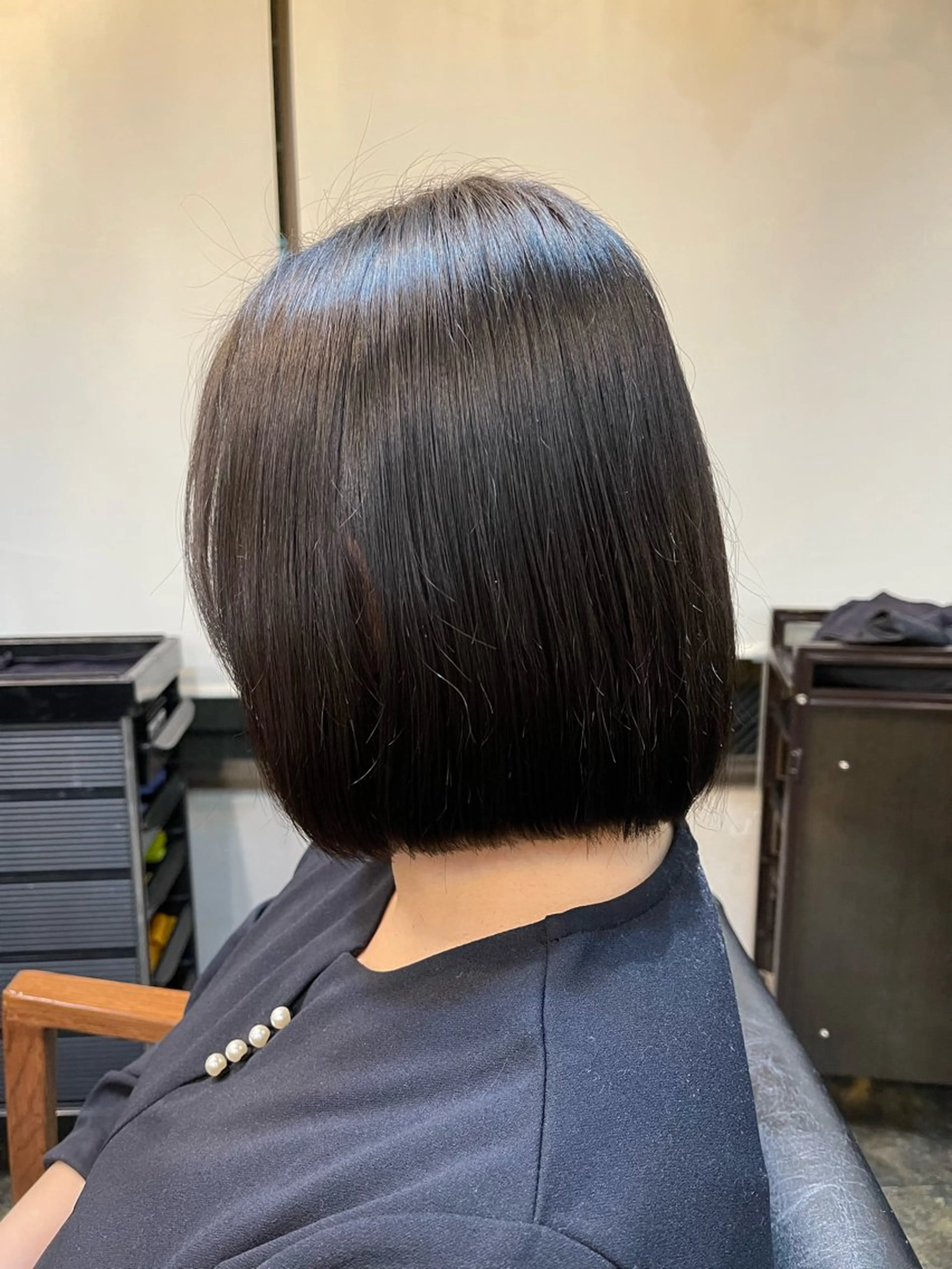 ショート ボブ 顔タイプ/ダブルカラ ー/りりかのヘアスタイル