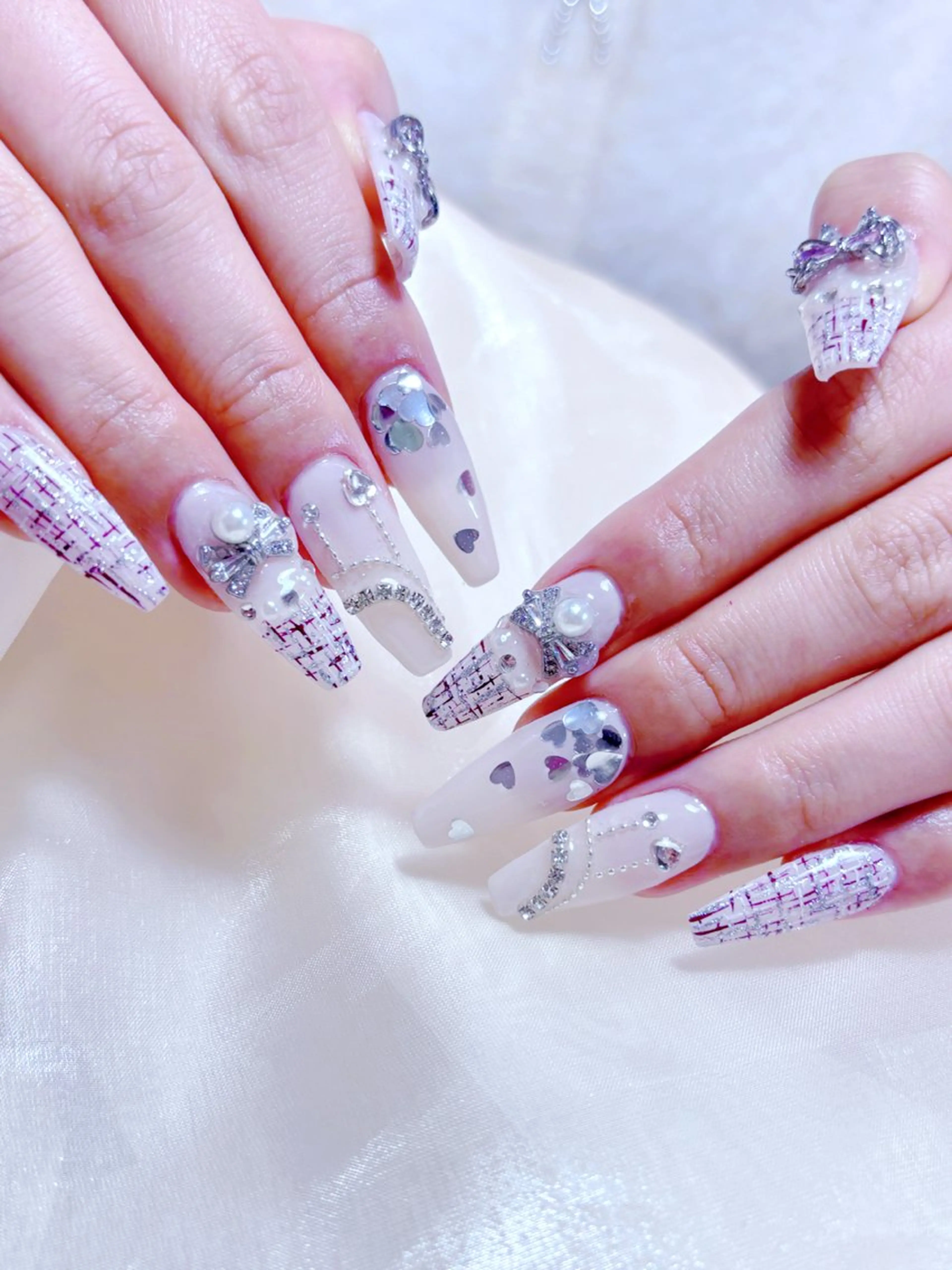 🦋チップ長さ出し10本❤️ ★持ち込みデザイン🩷パーツ無制限やり放題🩷OKの写真