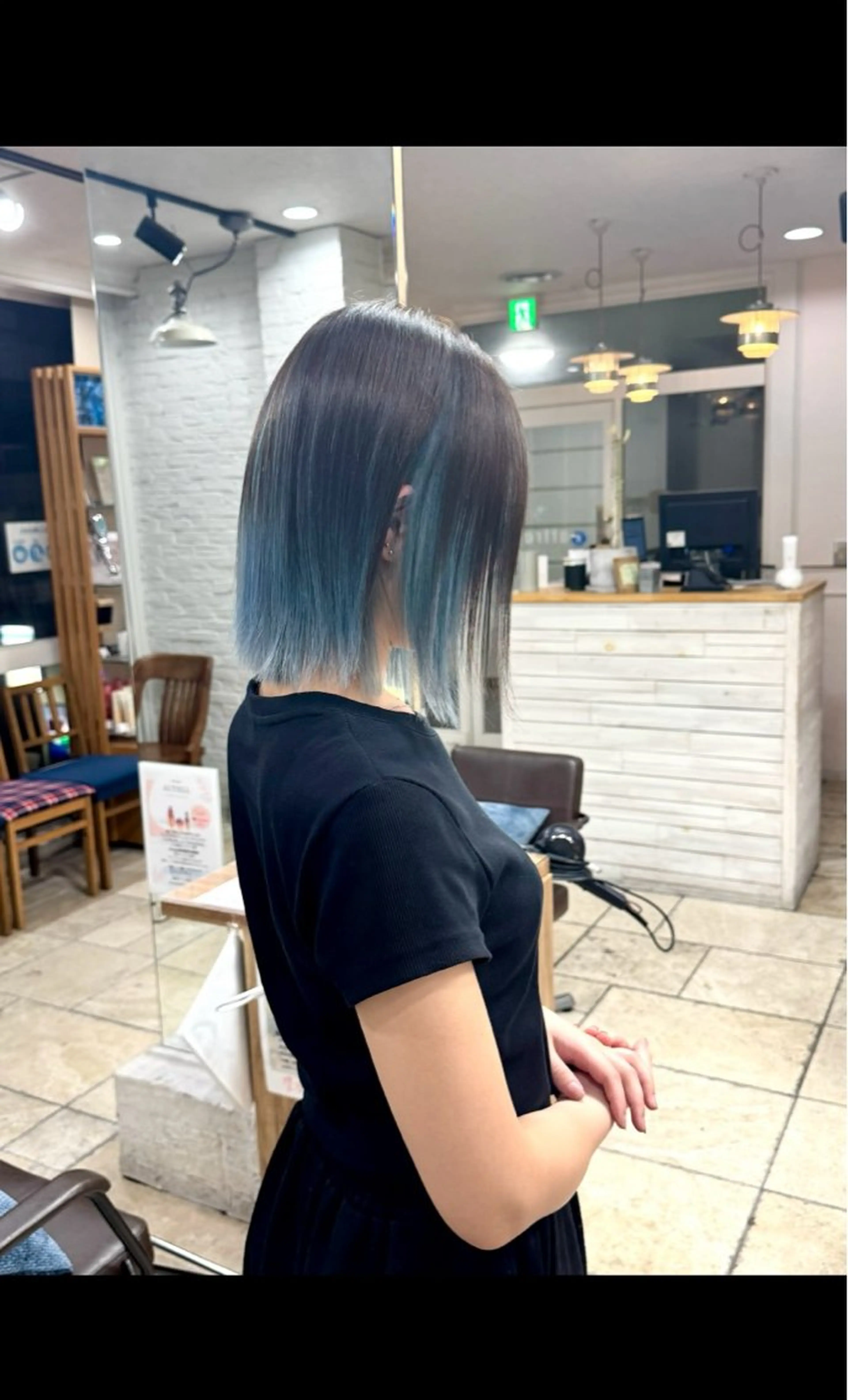 ミディアム カット ヘアカラー 平塚/顔周りレイヤー /寒色/きゅうとのヘアスタイル