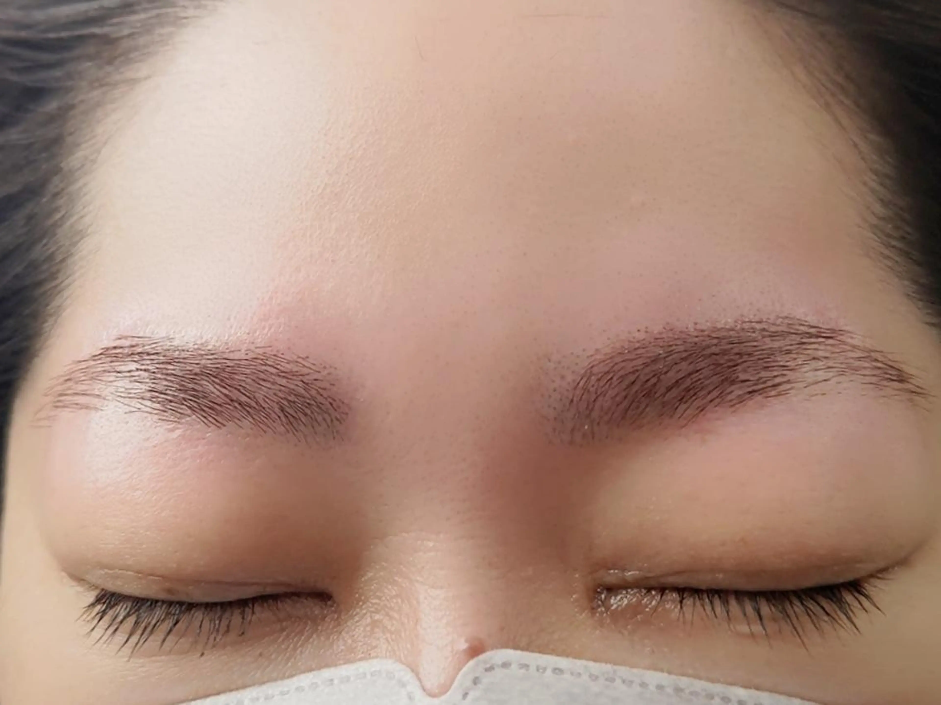 アイブロウ ワックス脱毛 color eyelash所属・color 能見台 Saoriのマツエク・マツパデザイン