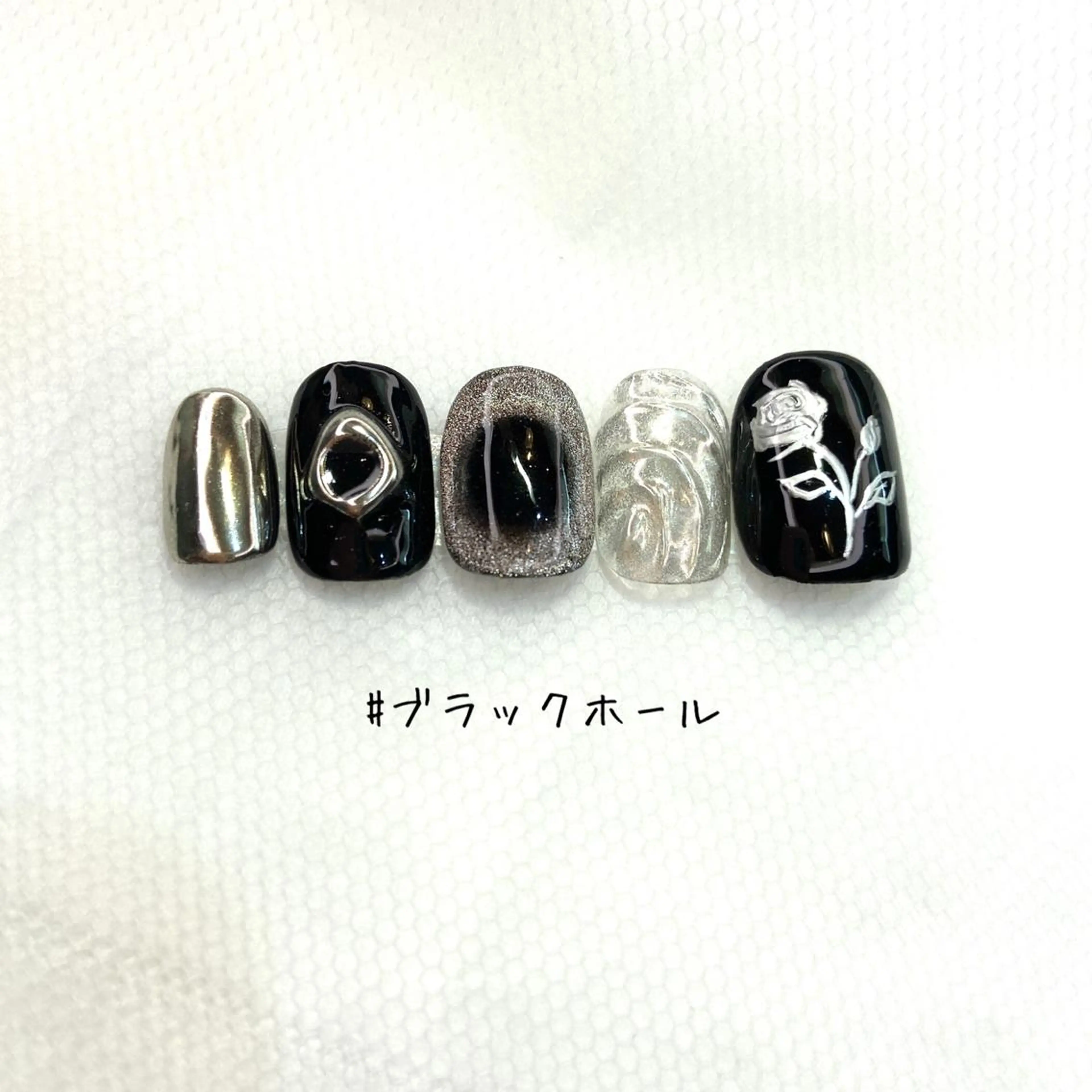 ネイル シルバー nailbios .tomo.のネイルデザイン