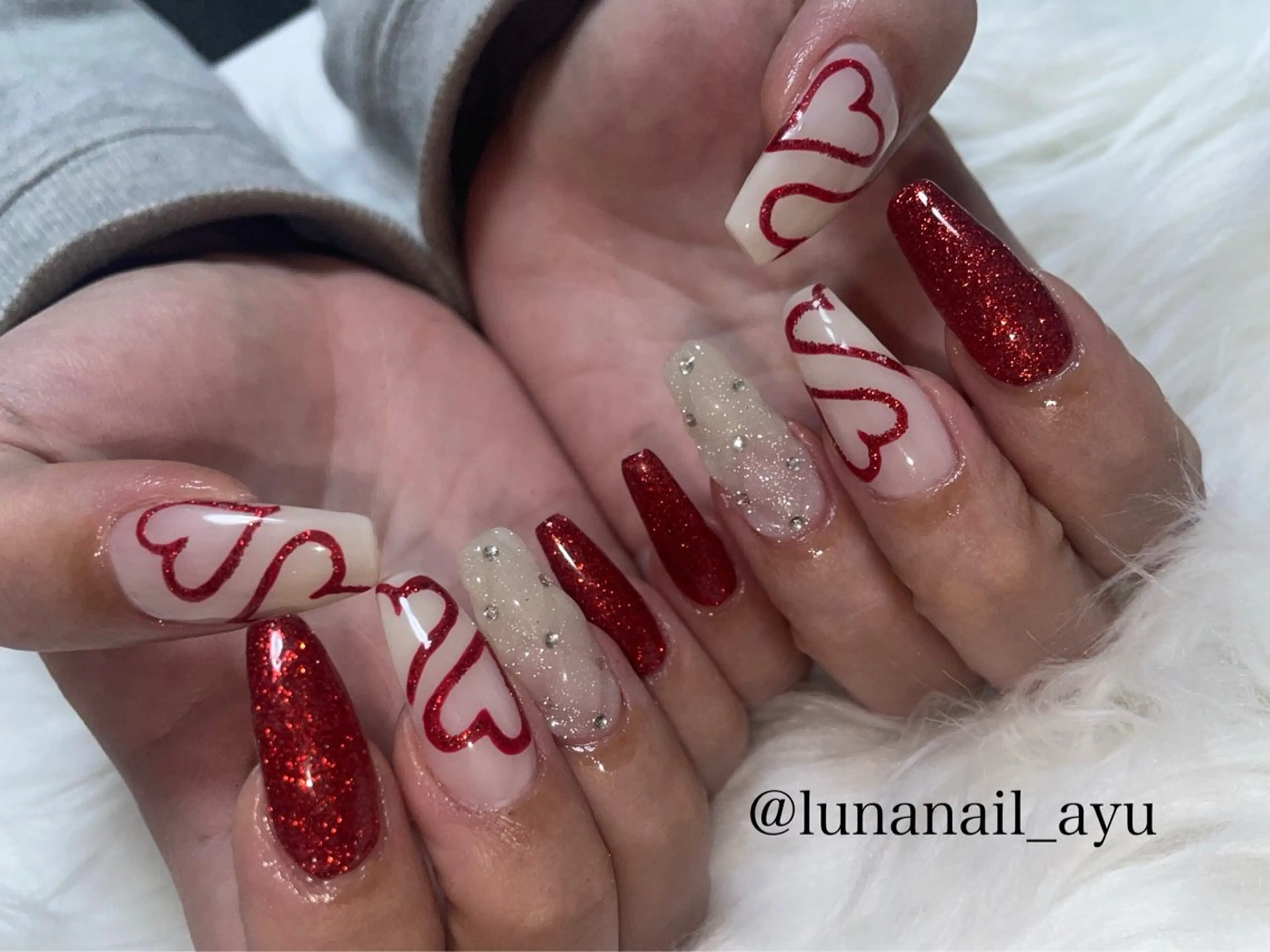 ネイル アートネイル ハート ハンドネイル LUNA NAIL ayuのネイルデザイン