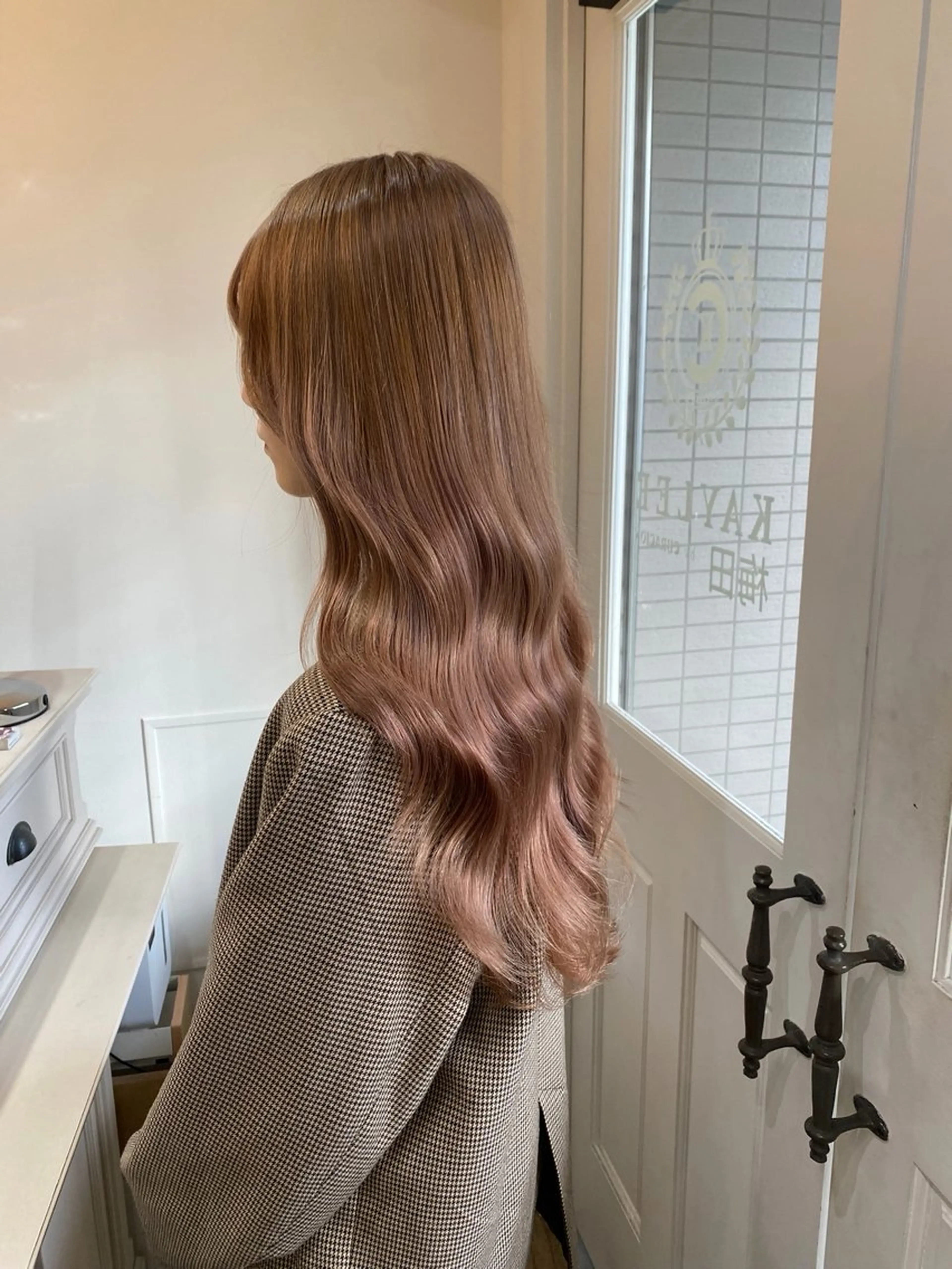 ロング ヘアカラー トリートメント mio♡ベージュ特化 🎀透明感カラーのヘアスタイル