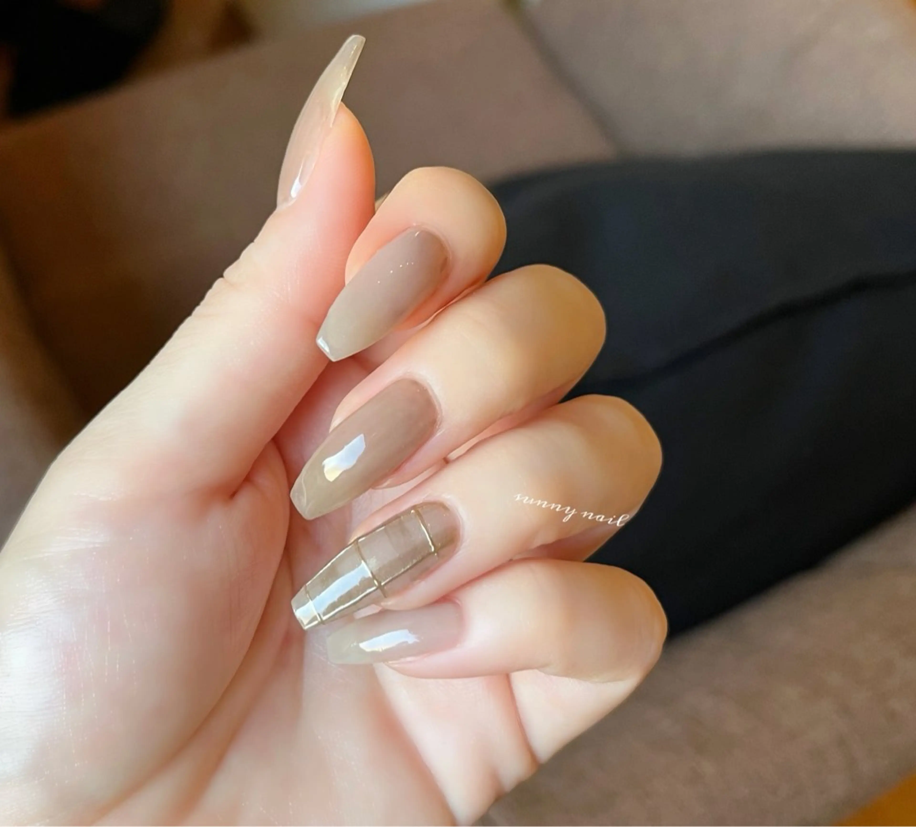 ネイル ブラウン ジェルネイル パラジェル ハンドネイル ハンドケア sunny nailのネイルデザイン