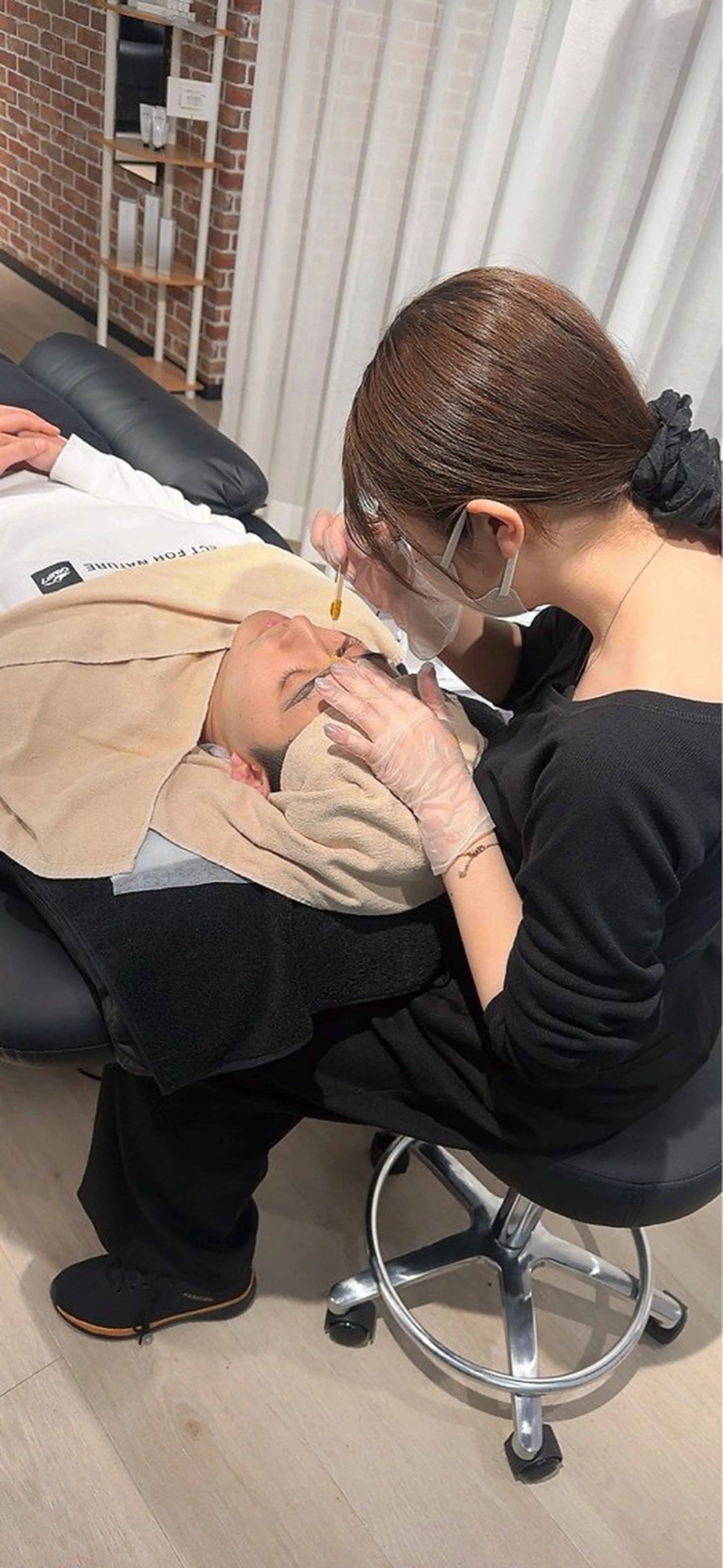 メンズ アイブロウ 本巣 ちなつの眉毛・アイブロウイメージ