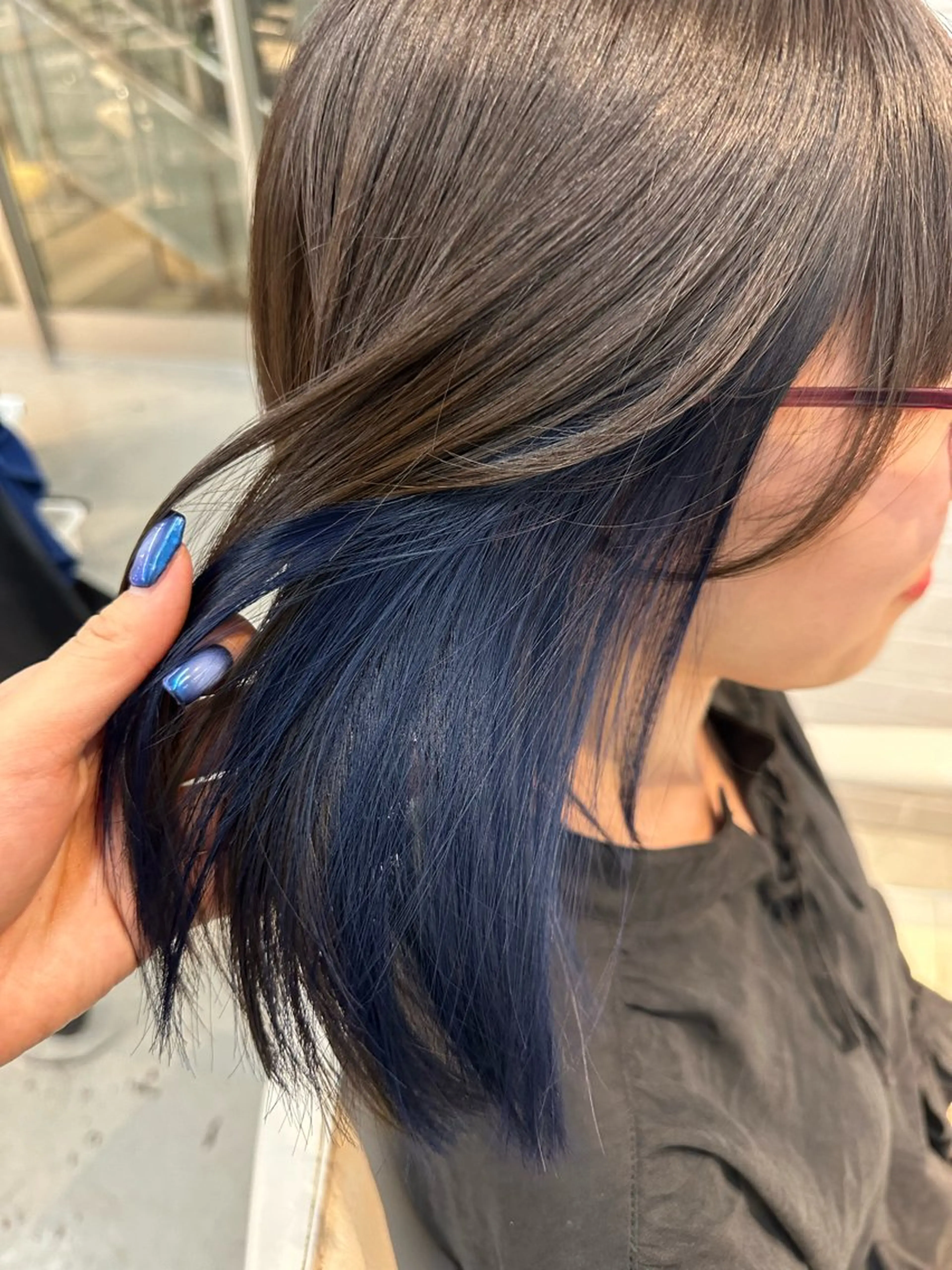 カラー ブルーカラー keen吉祥寺所属・ハッシュカット ✦·.⋆  SAYAのヘアスタイル