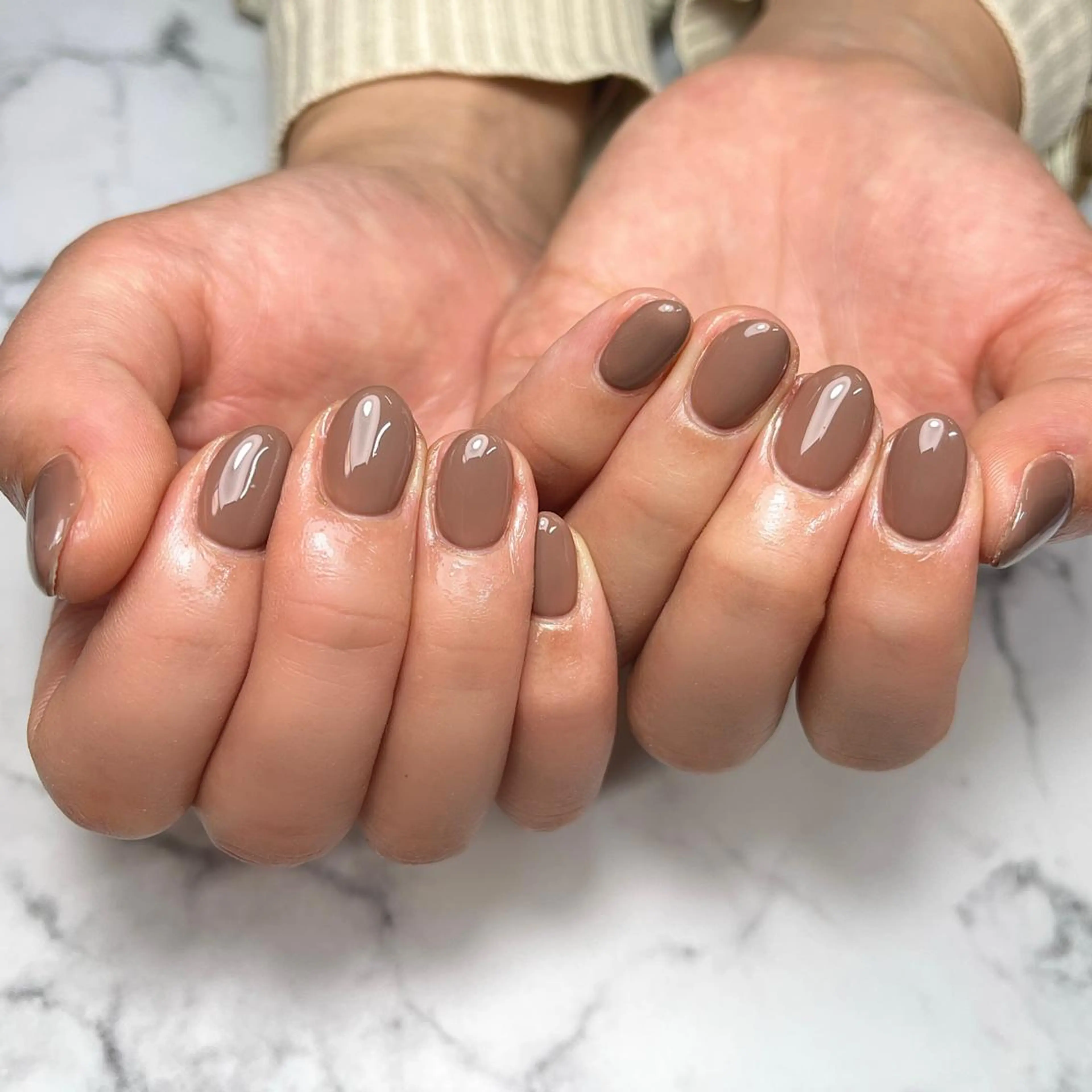 ネイル ブラウン 持ち込み ワンカラーネイル ショートネイル シンプルネイル ハンドネイル NAIL NOWのネイルデザイン