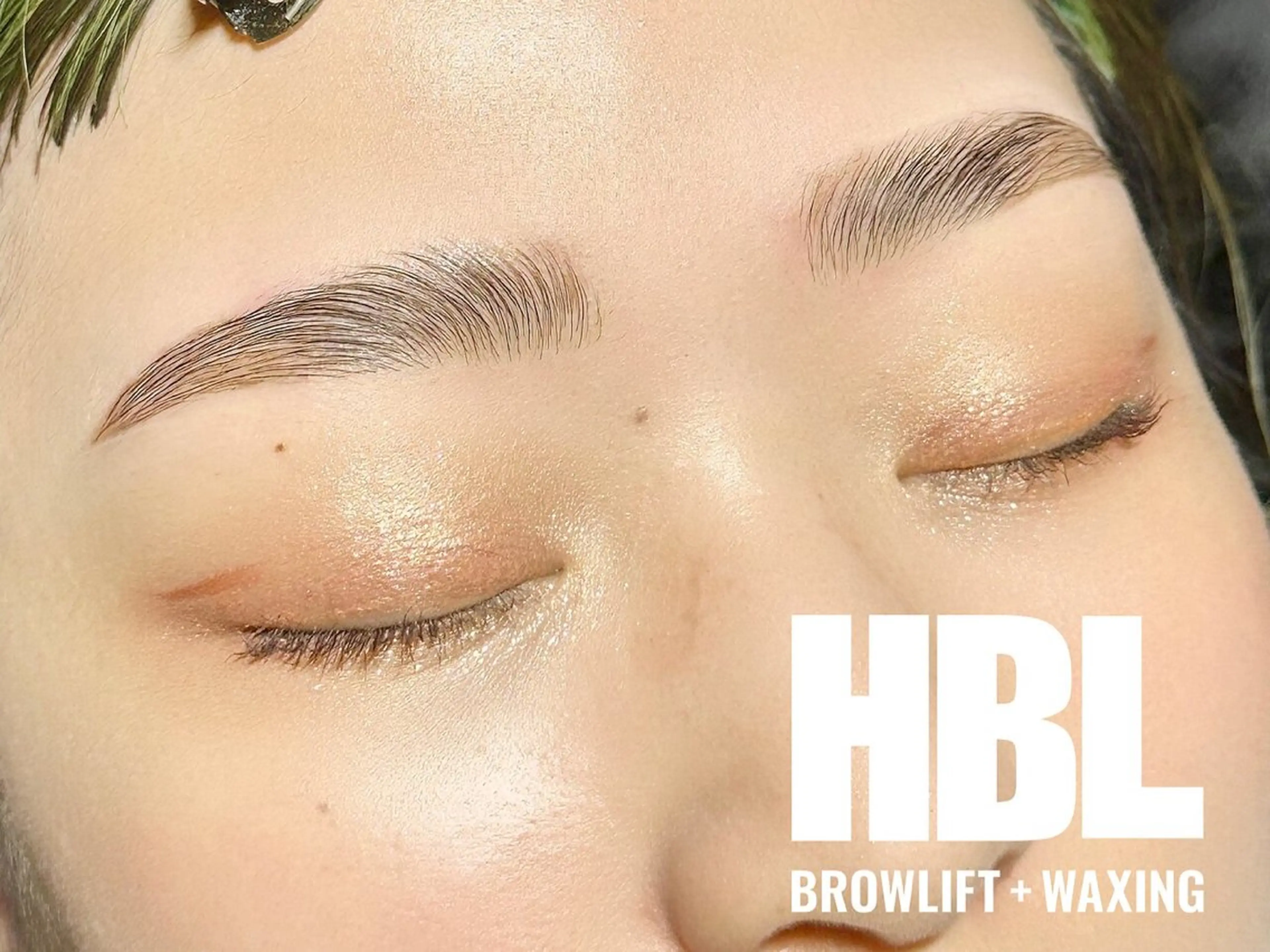 アイブロウ Miyuka｜束感 マツエク｜パーマ🫧のマツエク・マツパデザイン