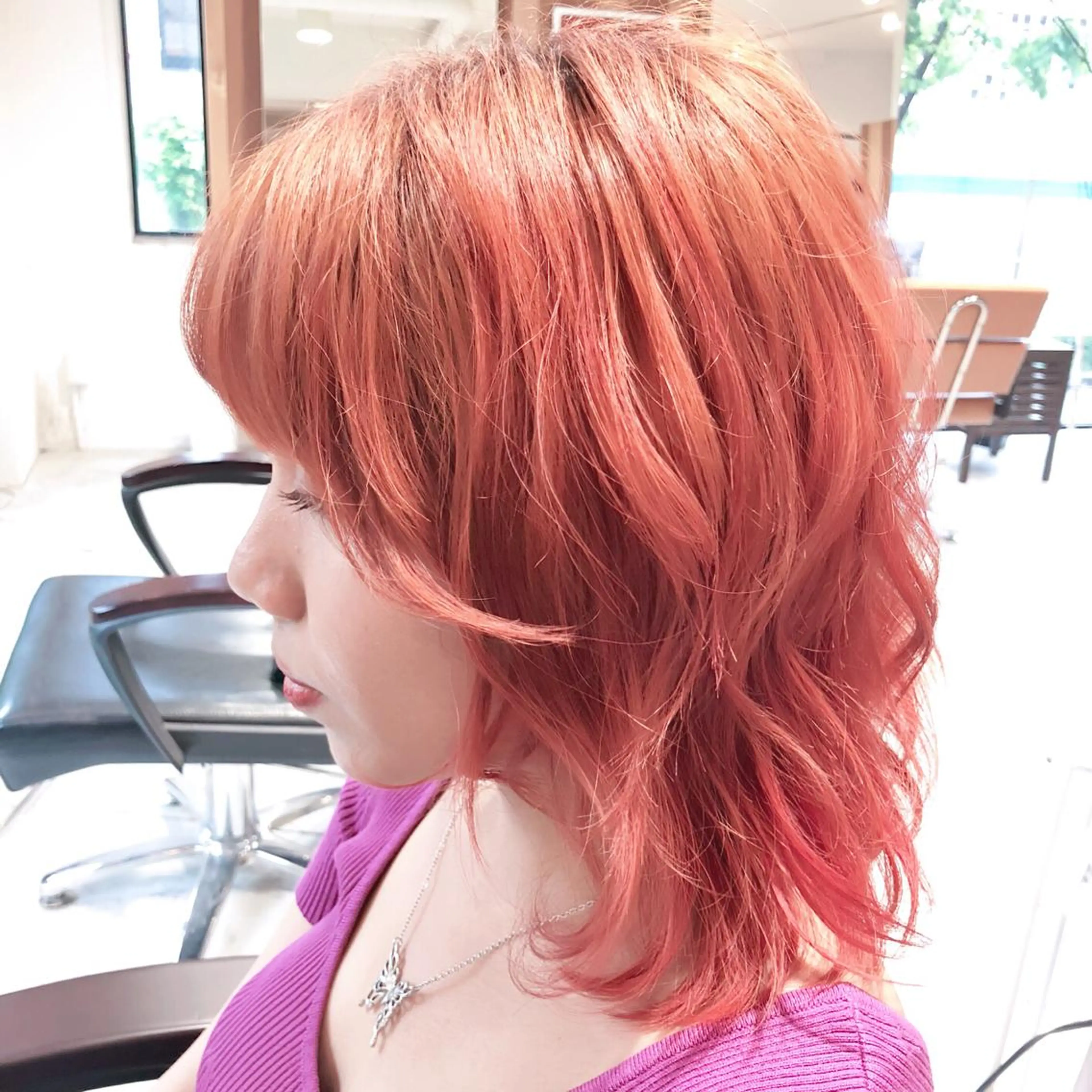 ミディアム カラー オレンジ 前濱 ノゾミのヘアスタイル