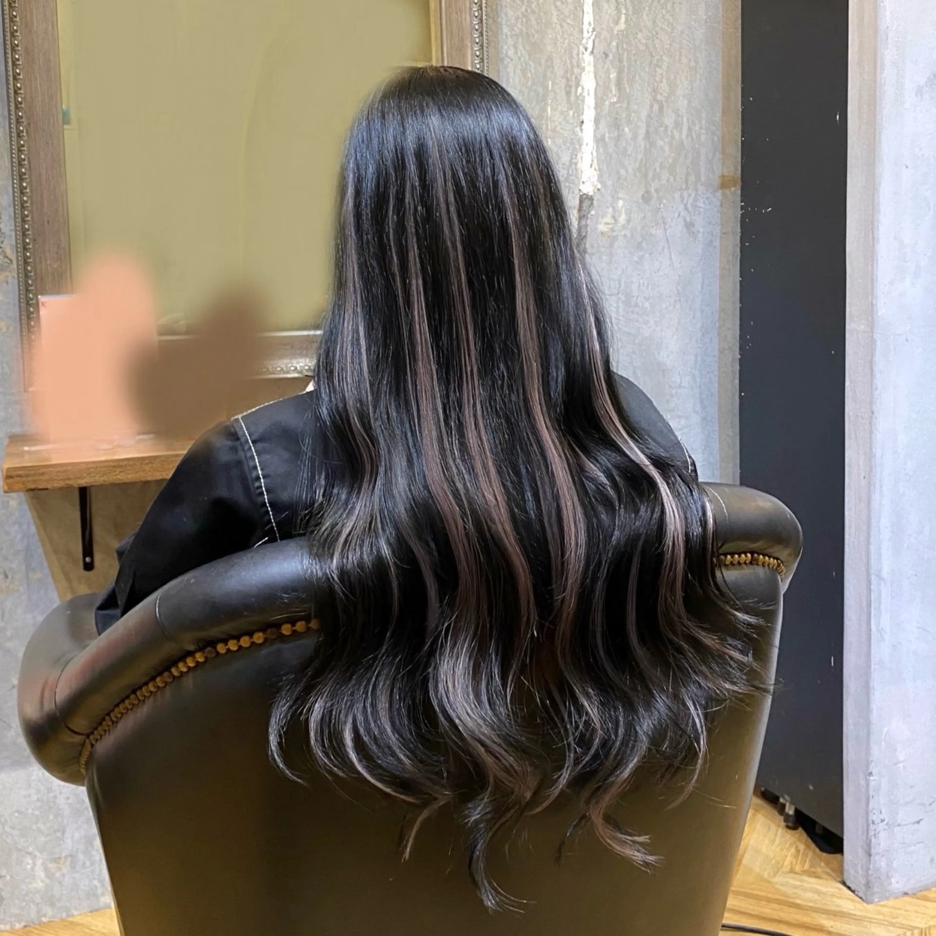 ロング ハイライト ヘアカラー エクステ シールエクステ 🐁ONOの眉毛・アイブロウイメージ