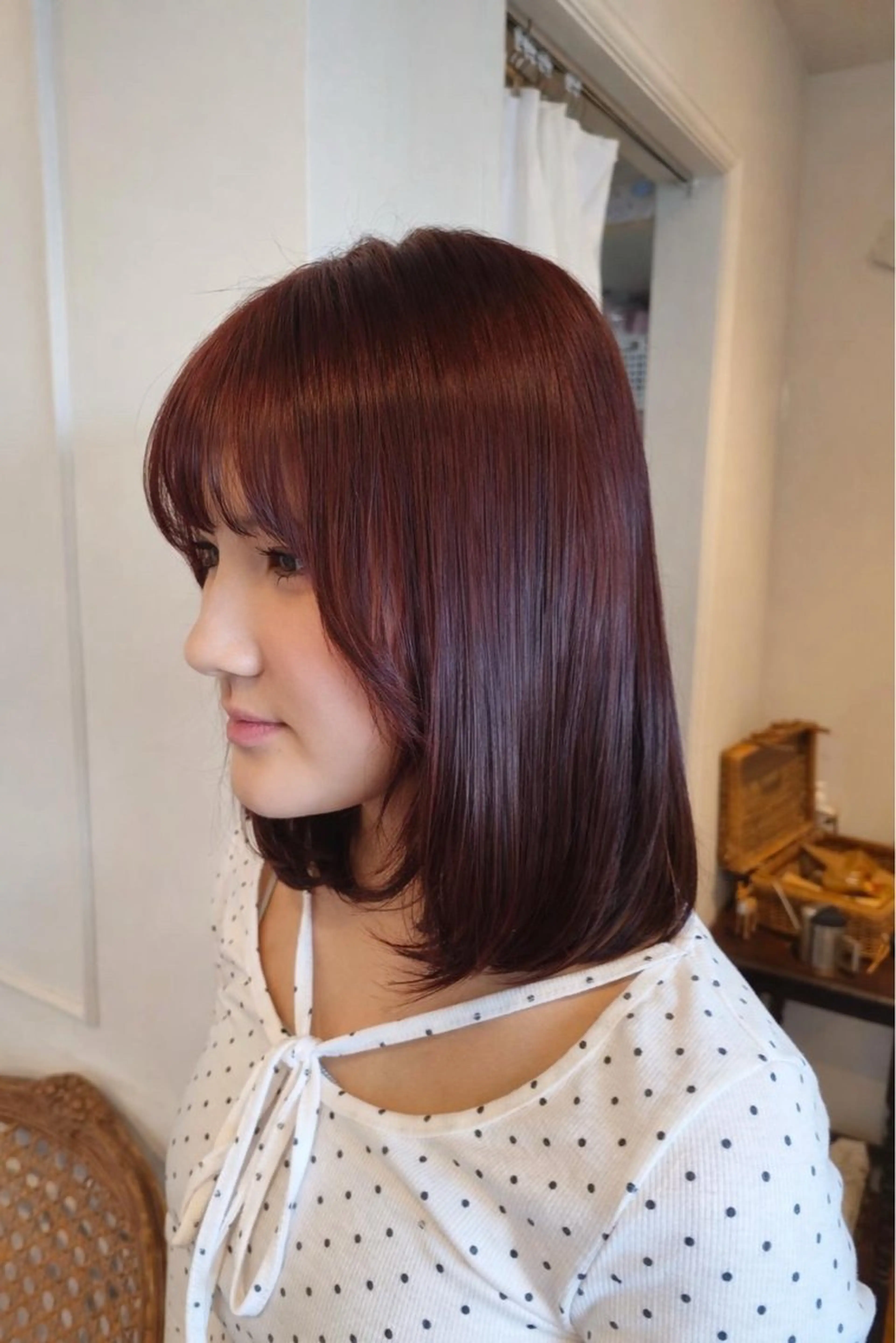 ミディアム カット ヘアカラー トリートメント トリコヘアサロン 新井千智のヘアスタイル