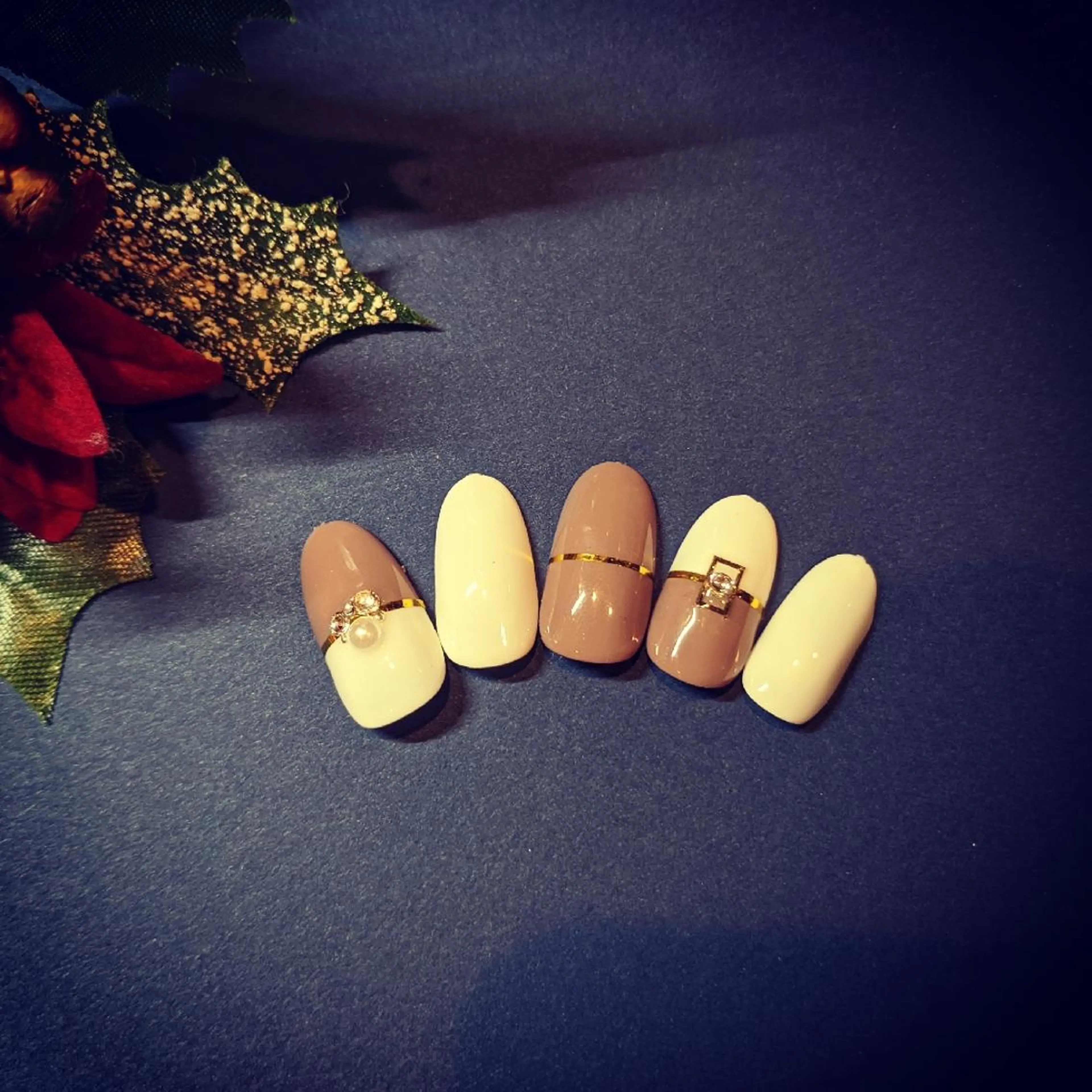 ネイル ゴールド シンプルネイル 板橋 美香子のネイルデザイン