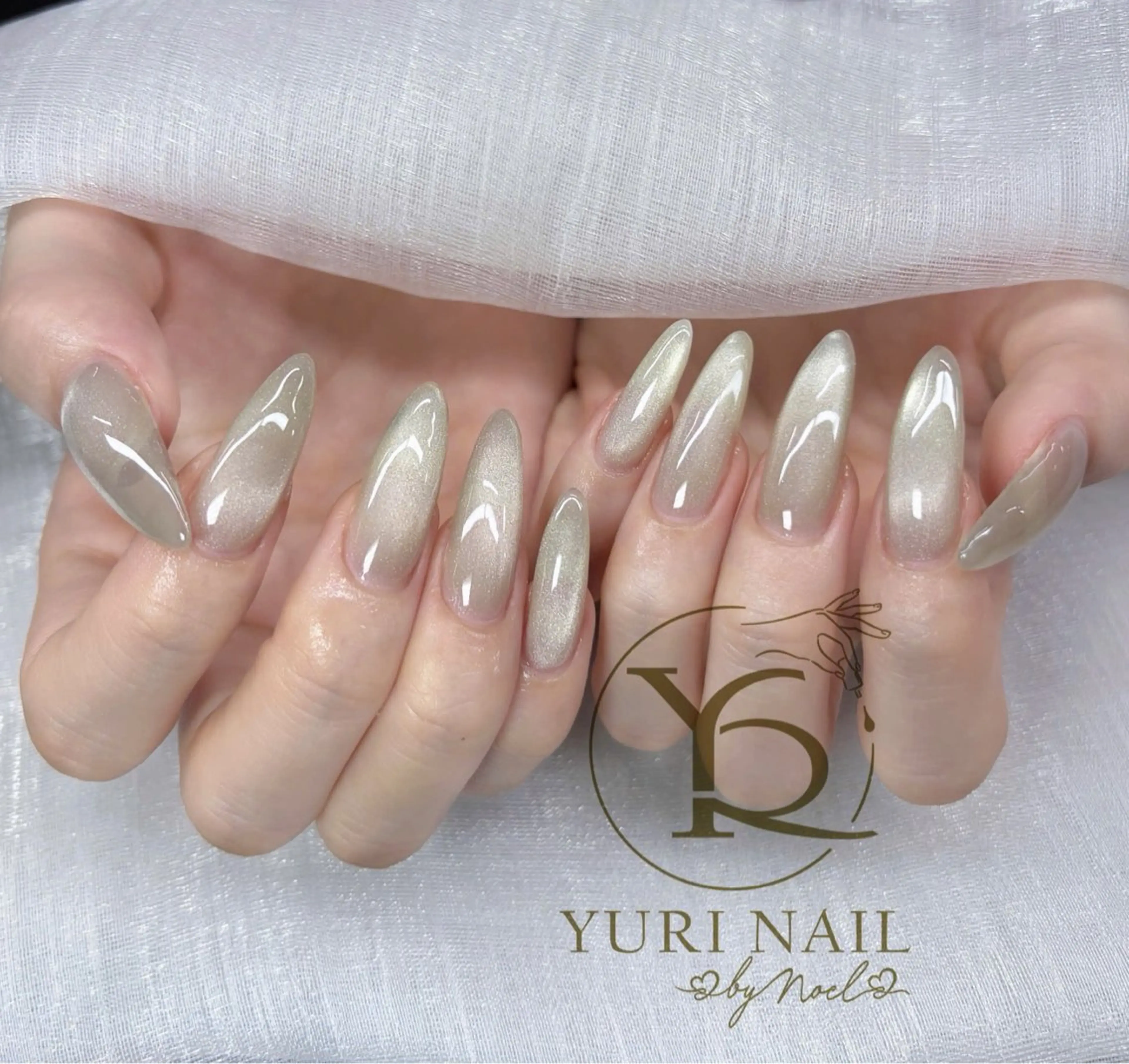 ネイル フレンチネイル 韓国ネイル 水色 マグネットネイル ニュアンスネイル ハンドネイル フットネイル YURI Nail Funabashiのネイルデザイン