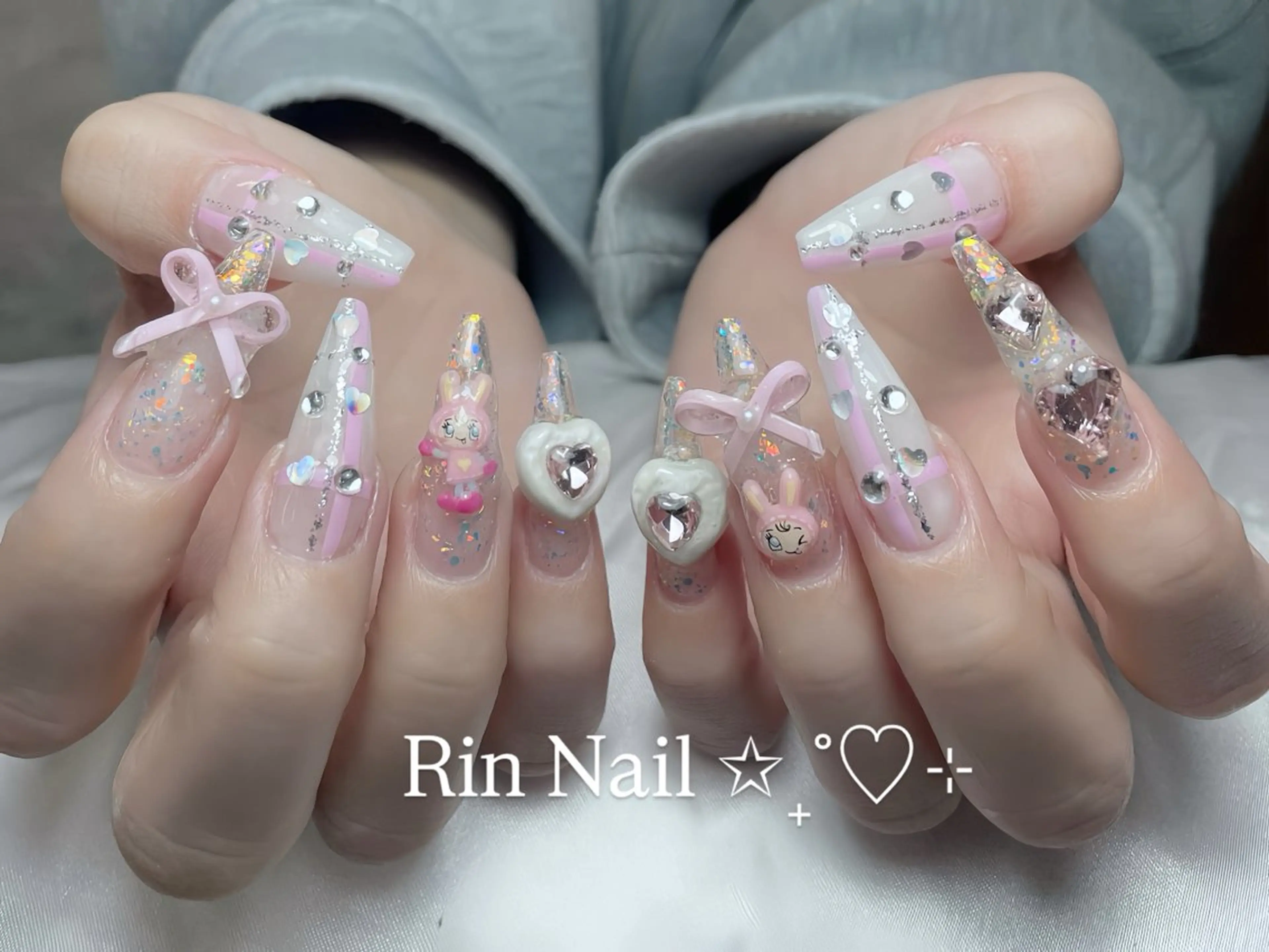 ネイル 成人式 ロングネイル ネイルチップ ハンドネイル Rin Nail 新大久保店のネイルデザイン