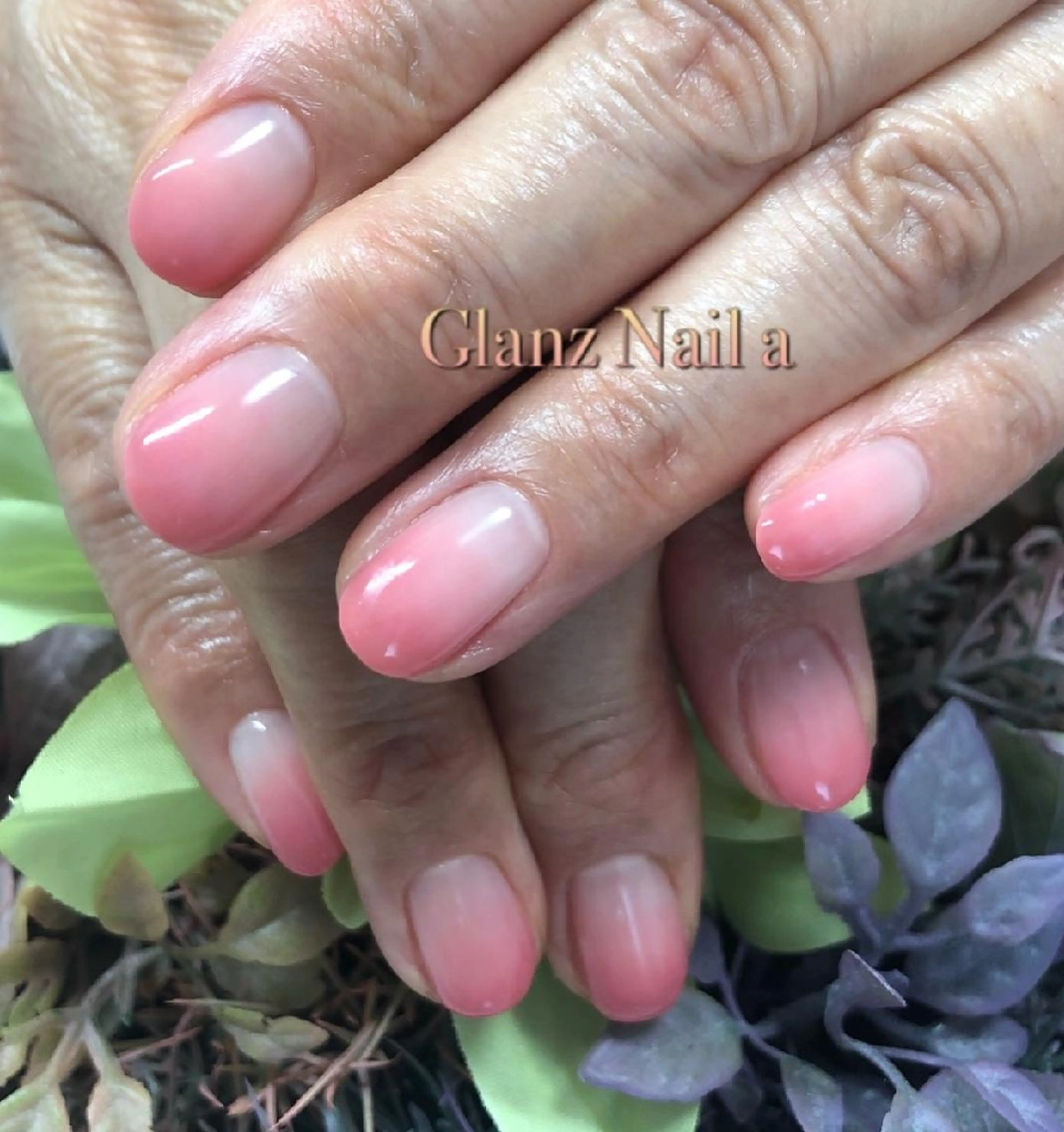 ネイル グラデーション ピンク Glanz  Nail aのネイルデザイン