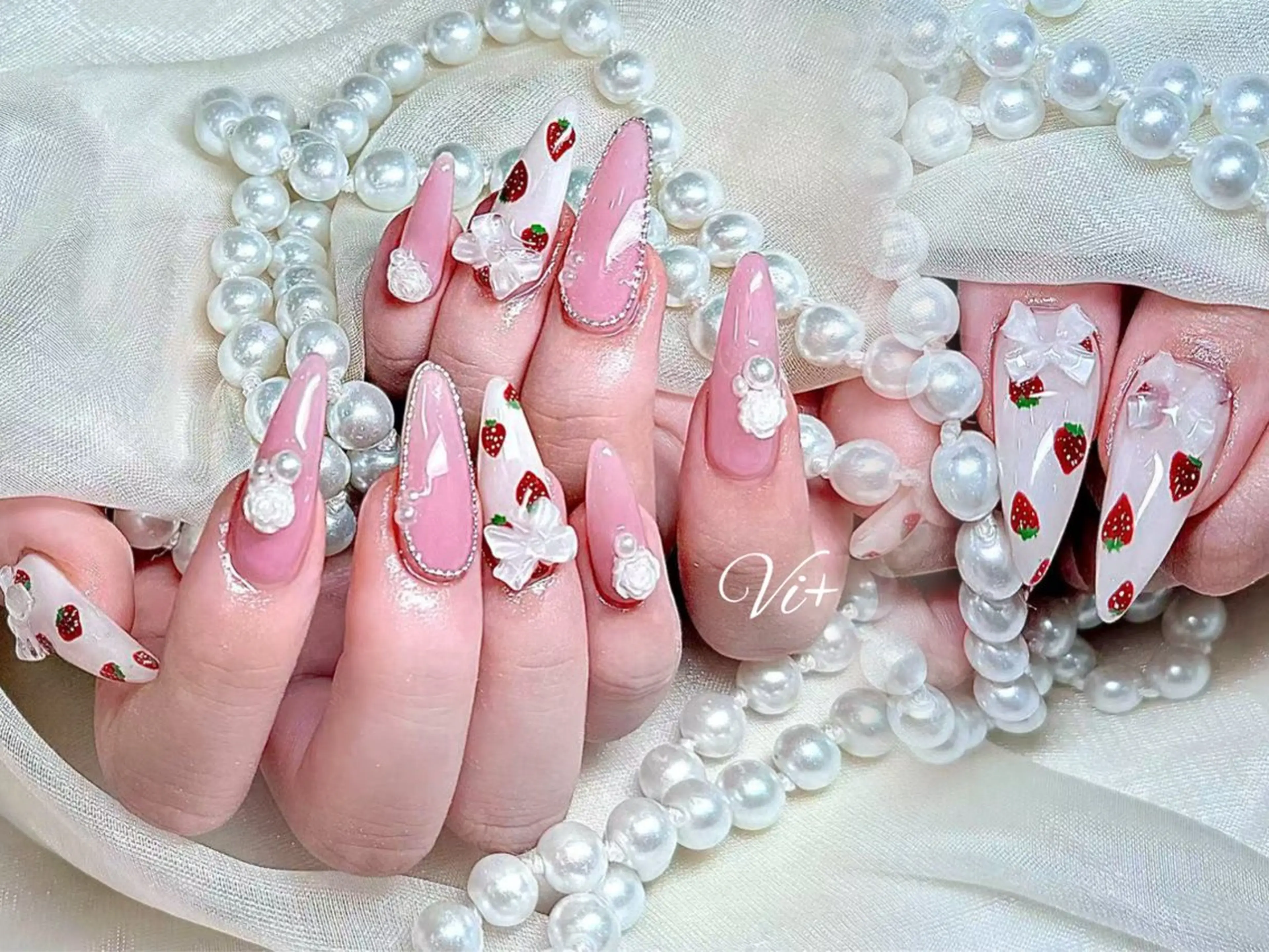 ネイル ハンドネイル ✨Nailsalon Vi+✨のネイルデザイン