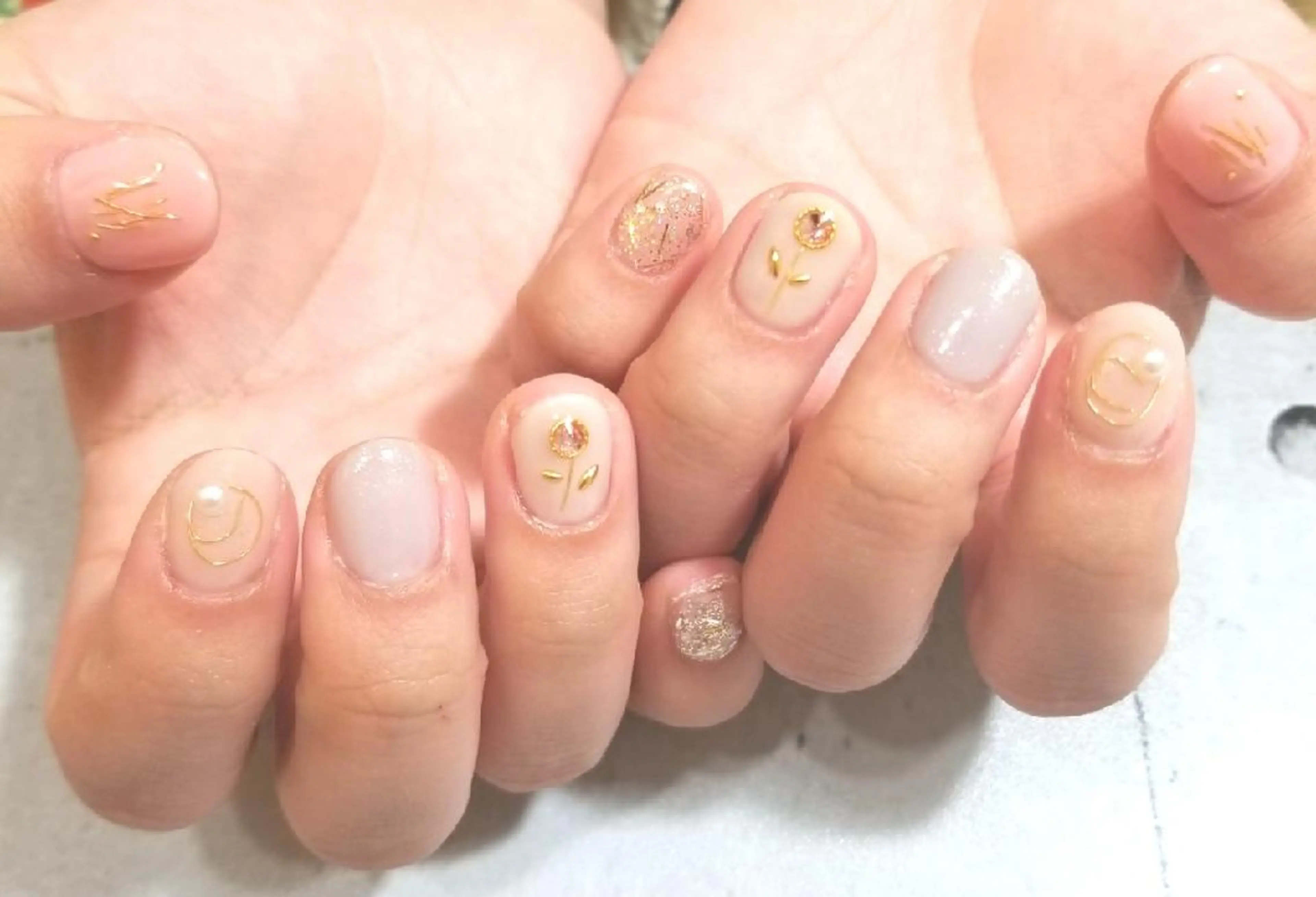 ネイル nijiiro🌈 サトウのネイルデザイン