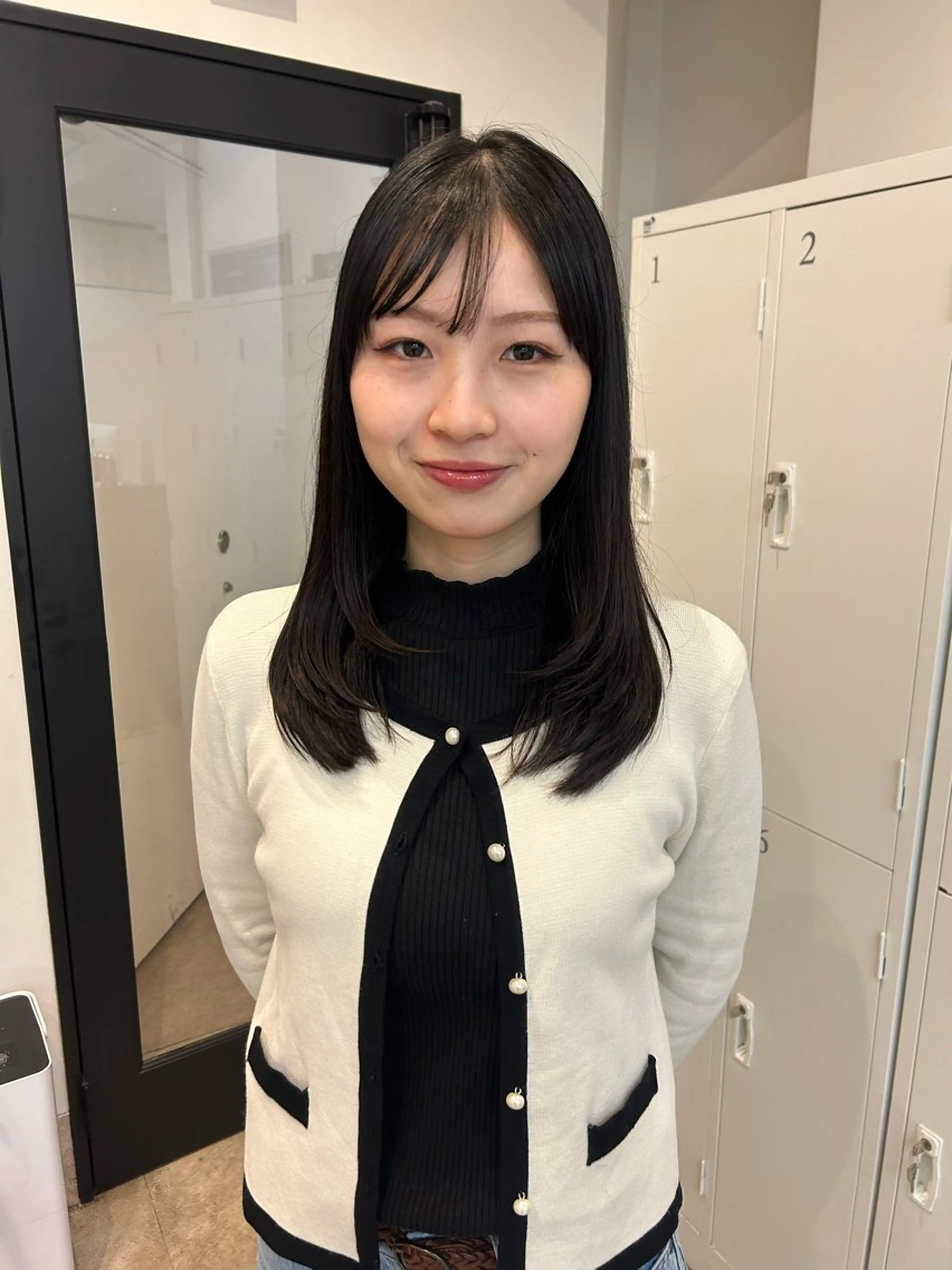 【🥀艶感レイヤーしたい方🥀】艶感イルミナカラーと話題のザクザクレイヤーカットメニュー🎵💫➕超音波トリートメントの写真