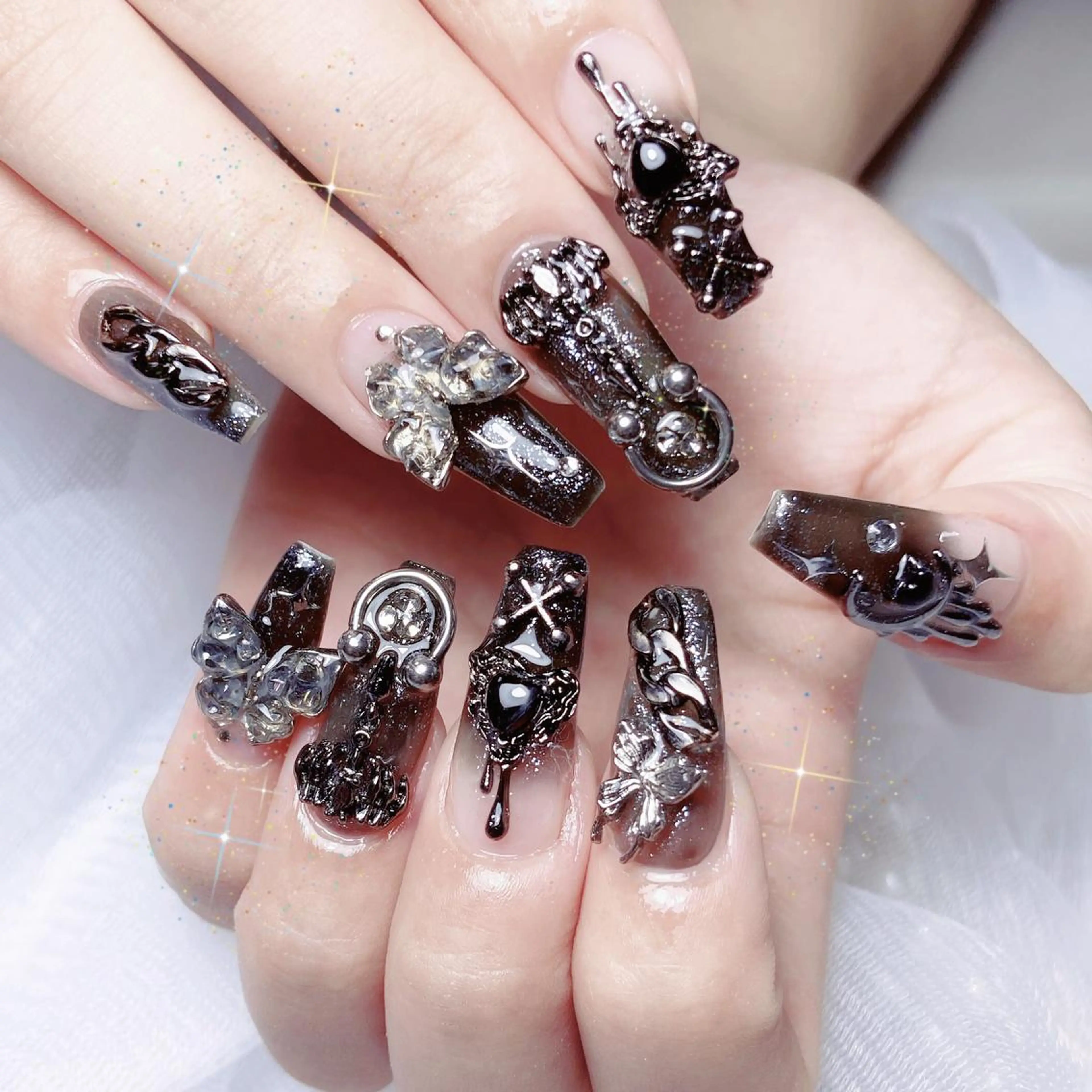 ネイル ハンドネイル ハンドケア Feinn Ink💕のネイルデザイン