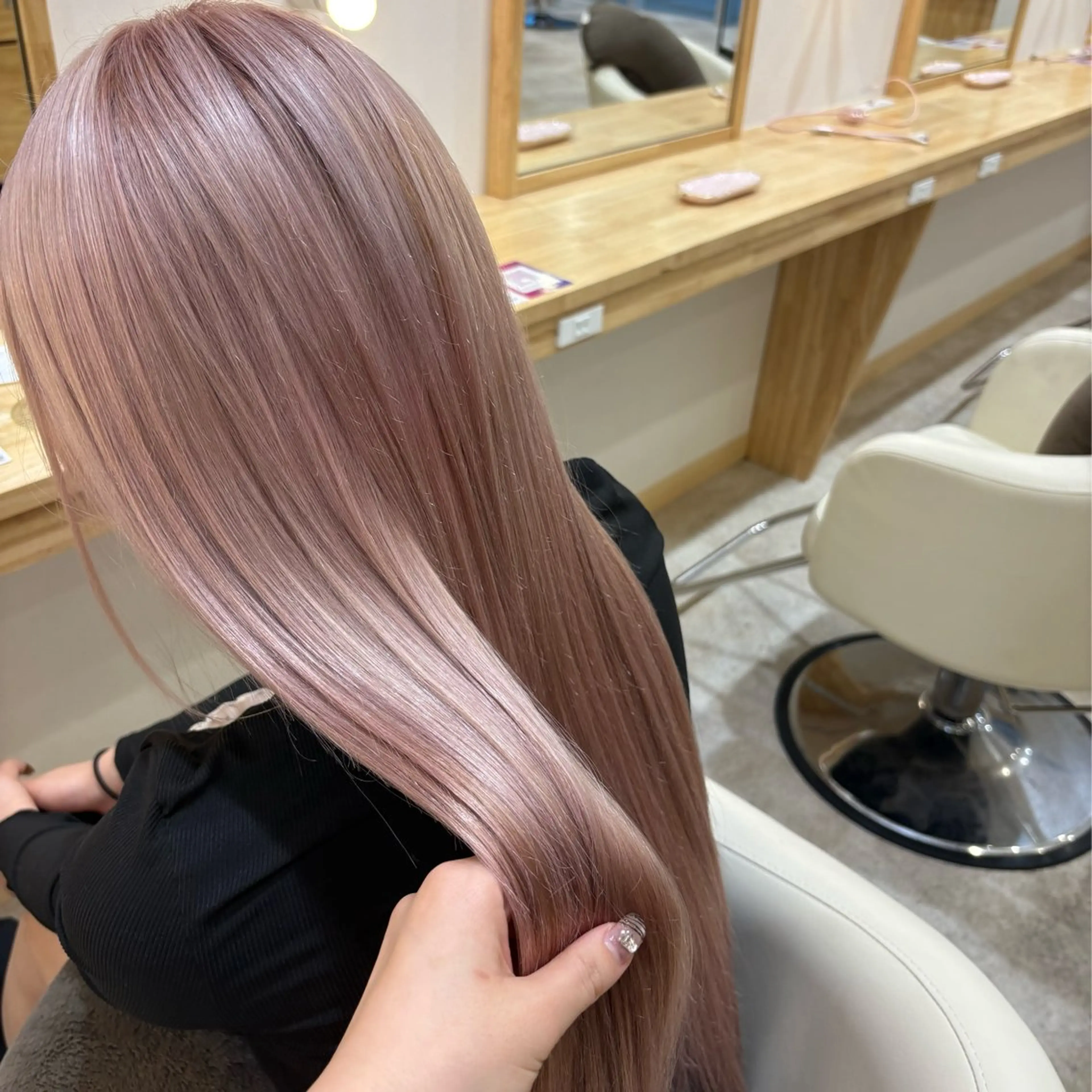 【✨4.5月限定✨】カット+ケアブリーチorダブルカラー+ベーシックTRの写真