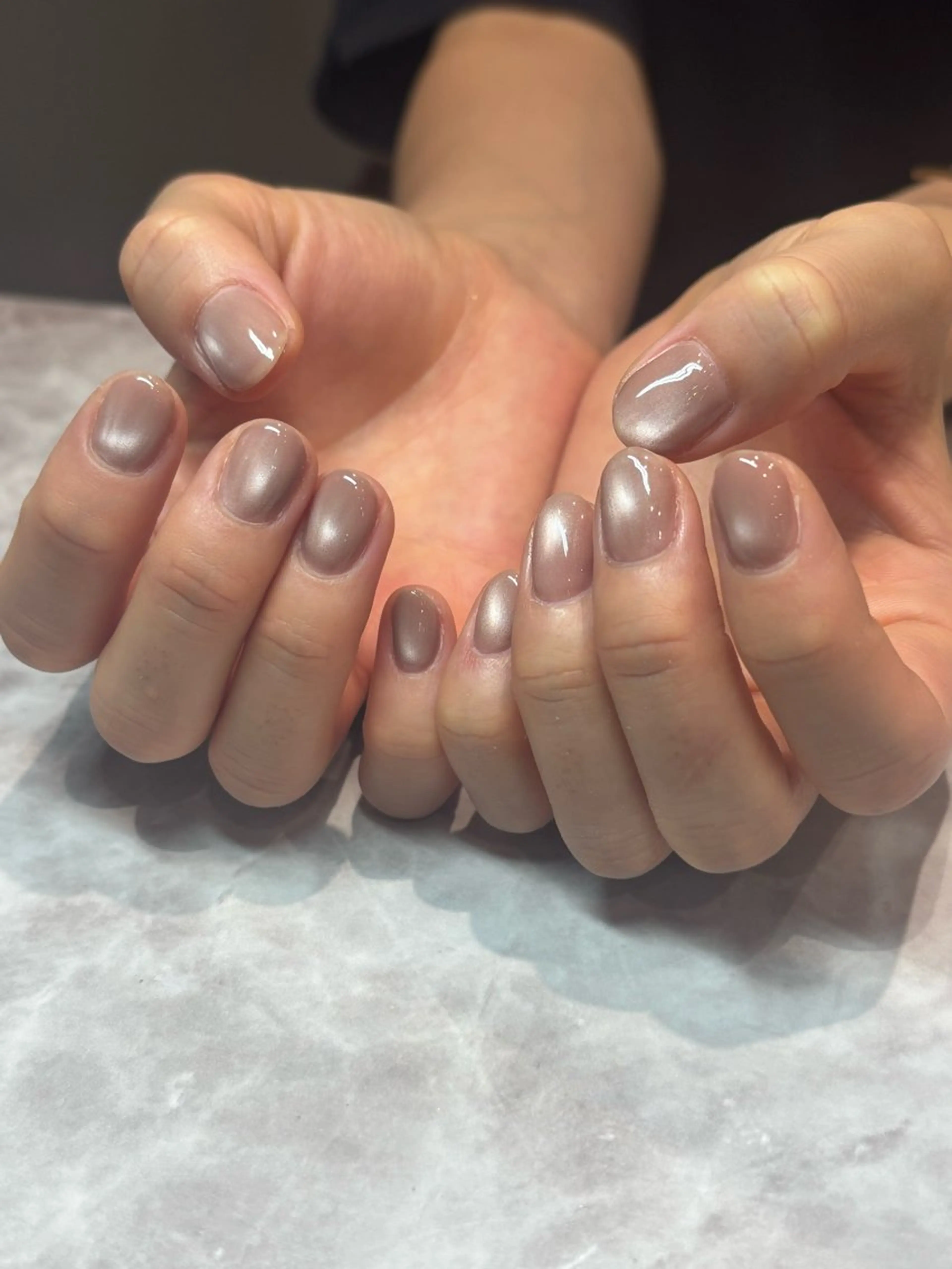 ネイル マグネットネイル 佐藤 咲のネイルデザイン