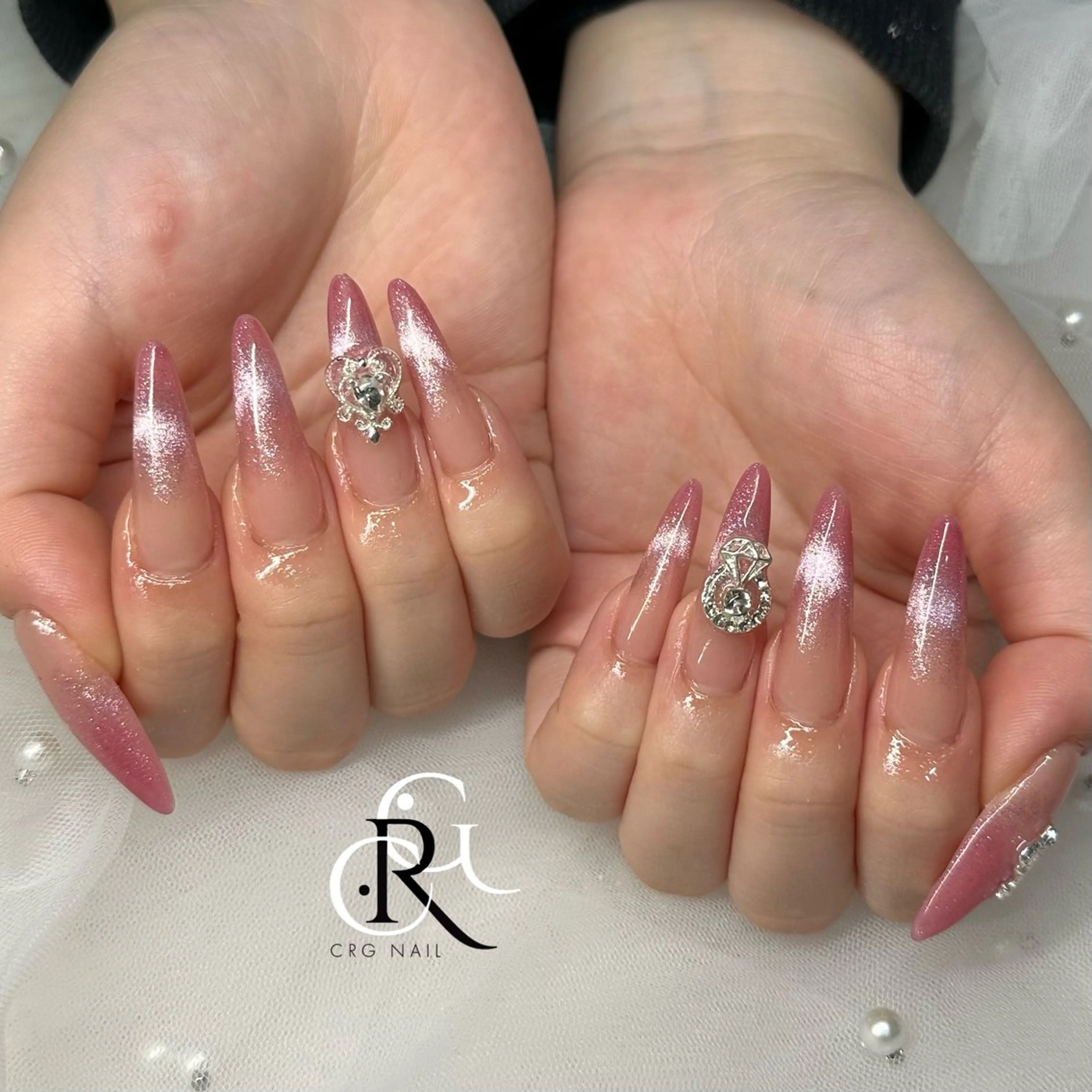 ロング ハンドネイル CRGNAIL TOKOのネイルデザイン