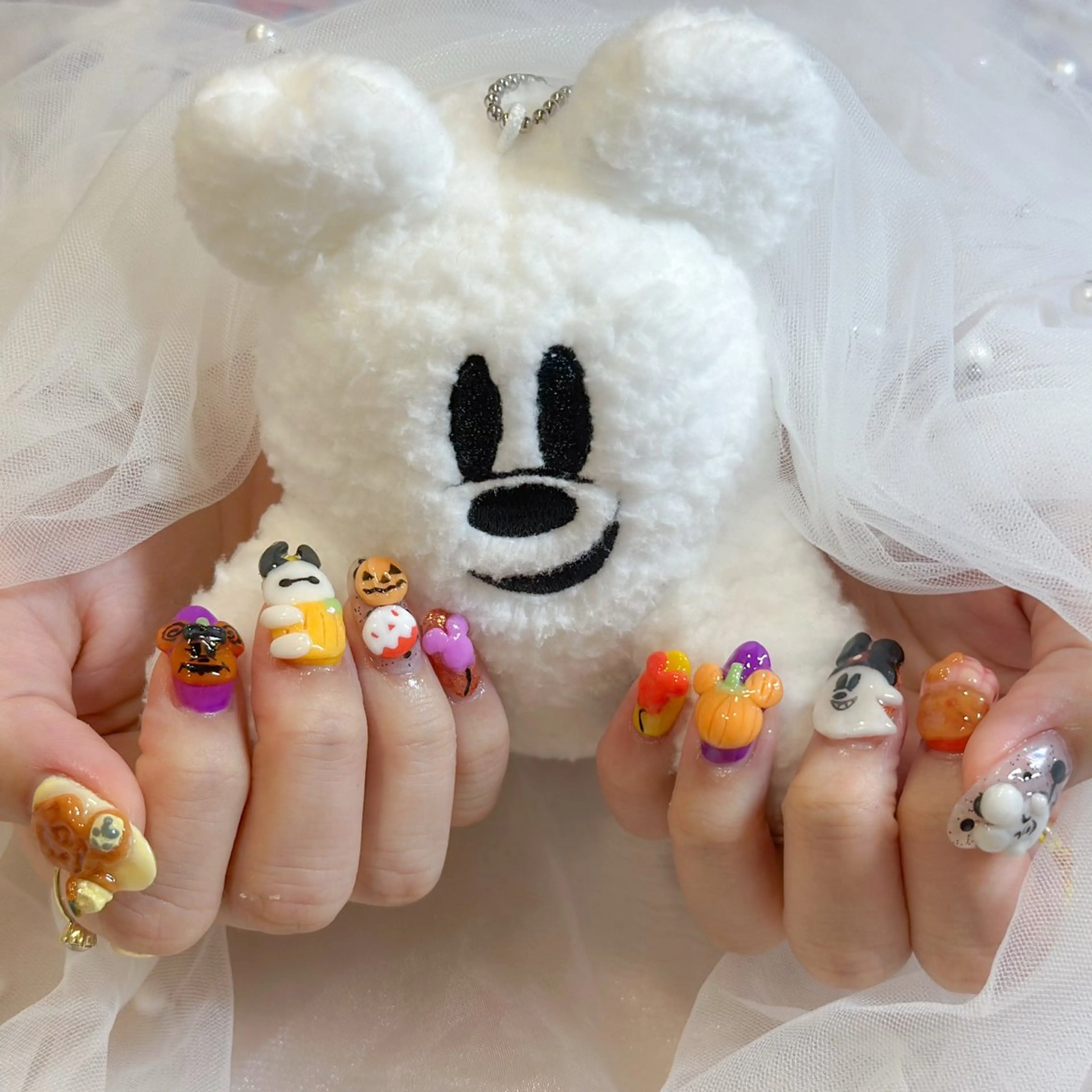 ネイル Manamǐ 個性派のネイルデザイン