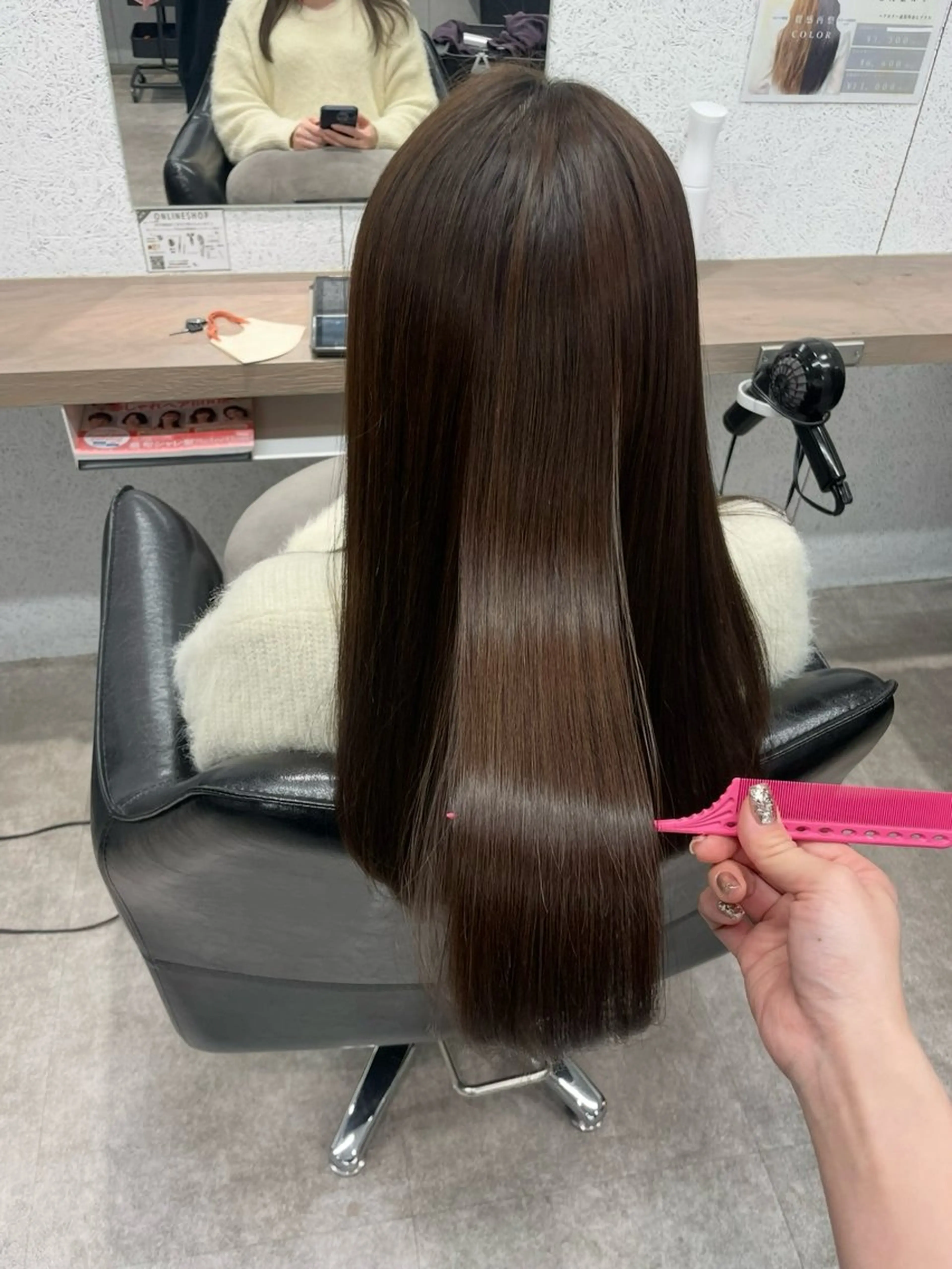 🌼4月限定🌼透明感カラー+質感再整トリートメント1stepの写真