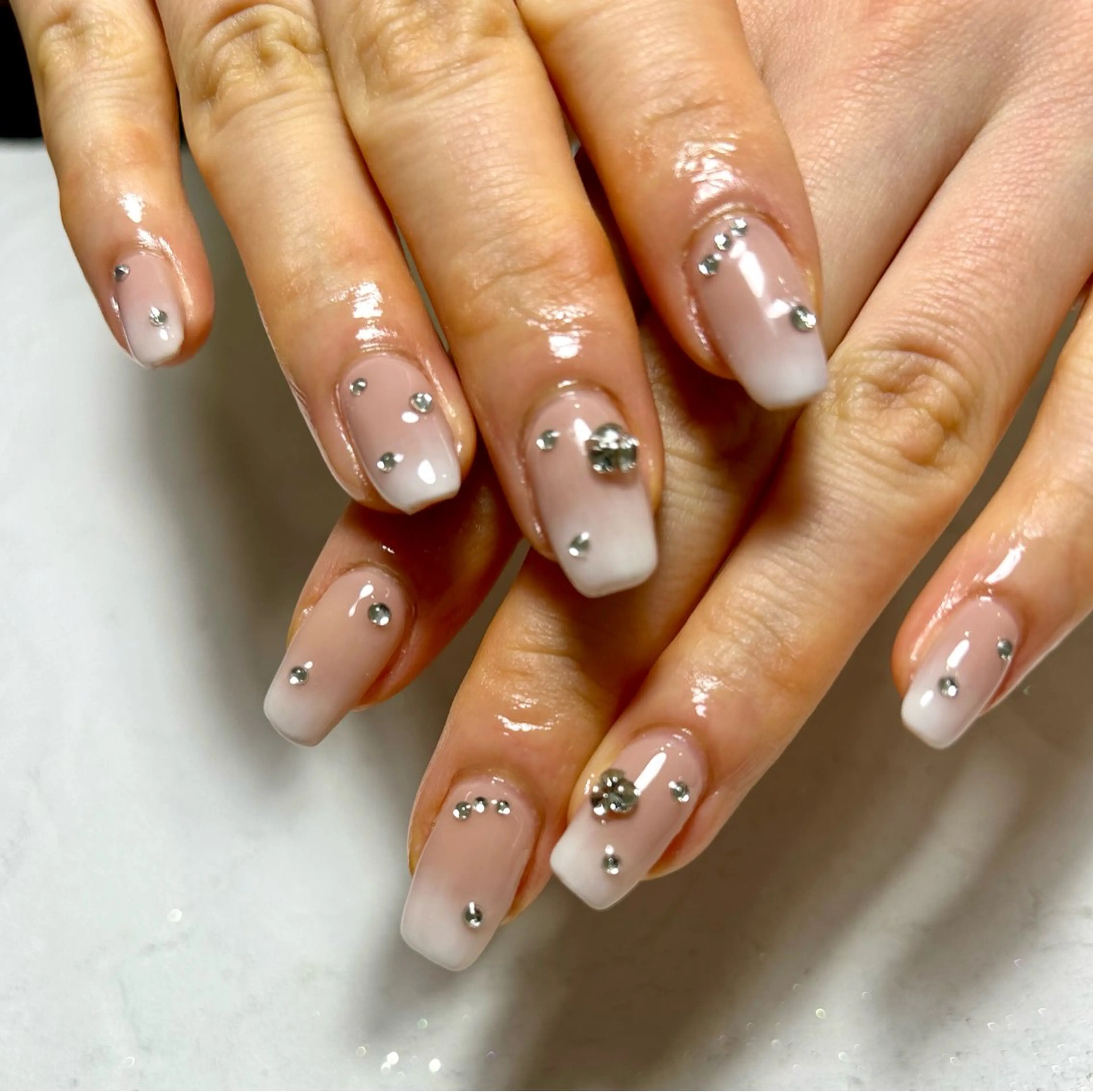 ネイル 持ち込み ハンドネイル Lea,Nail所属・松橋 愛のネイルデザイン