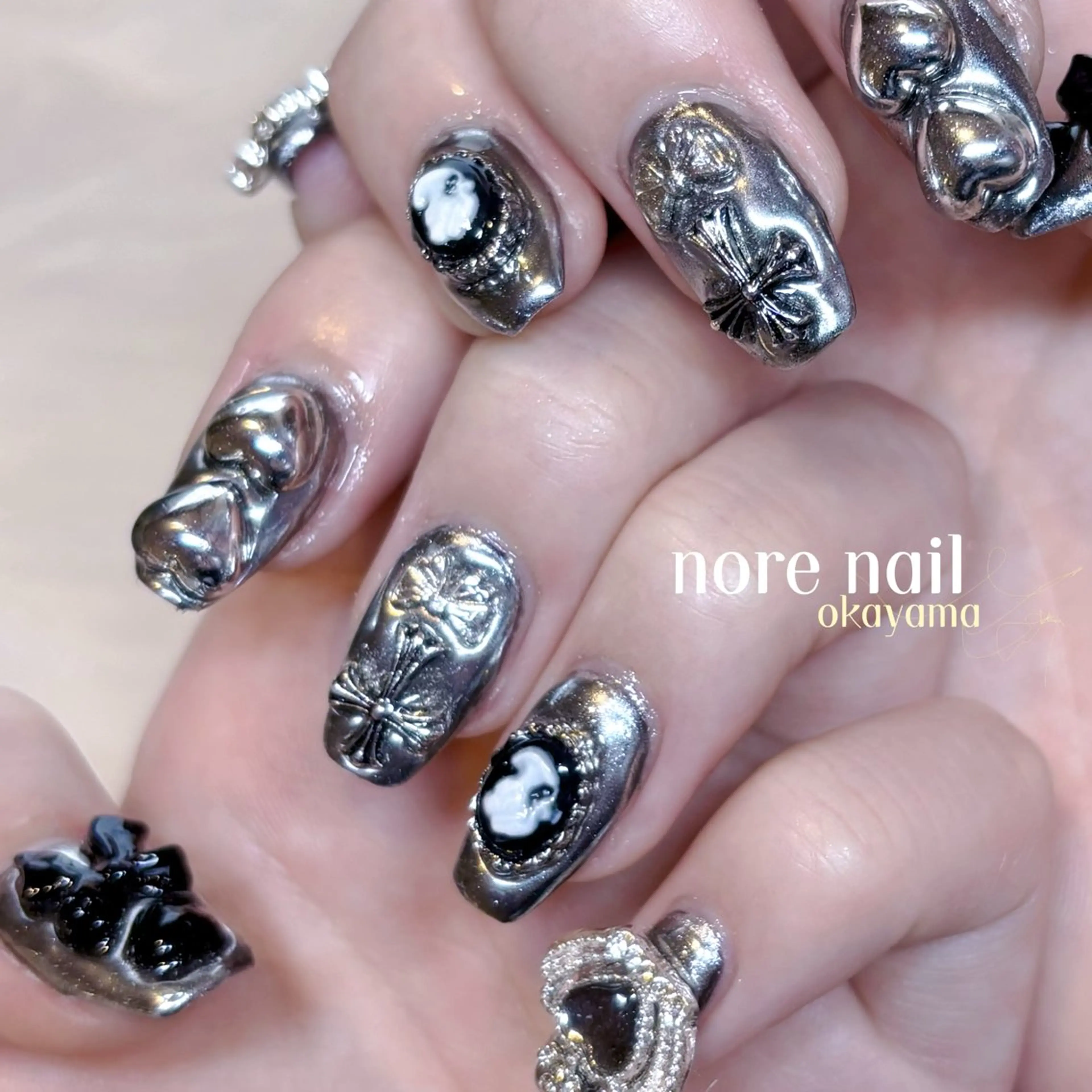 ネイル 韓国ネイル ミラーネイル ハンドネイル nore nailのネイルデザイン
