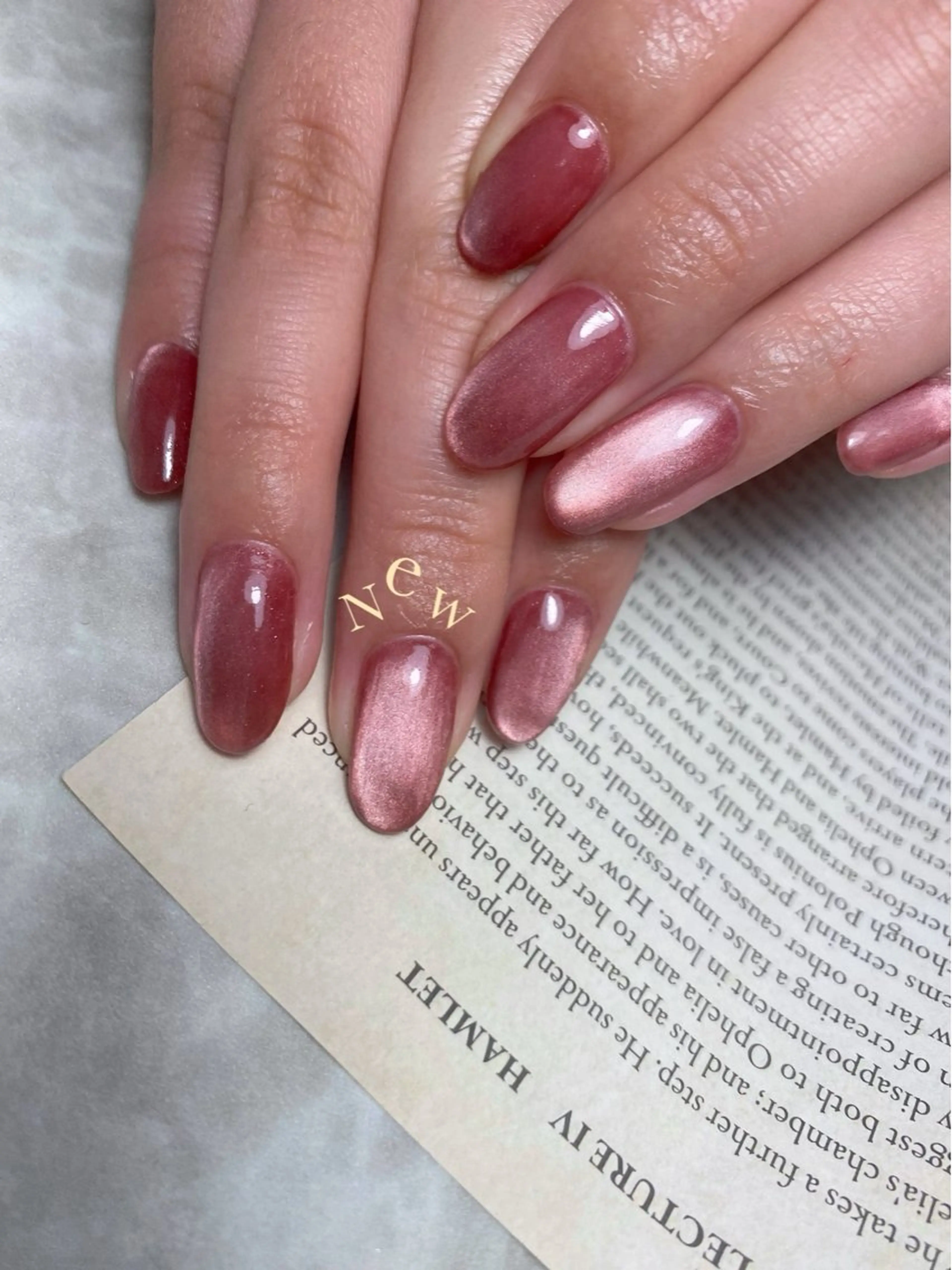 ネイル マグネットネイル ハンドネイル 🌿Charme🌿 MAIのネイルデザイン