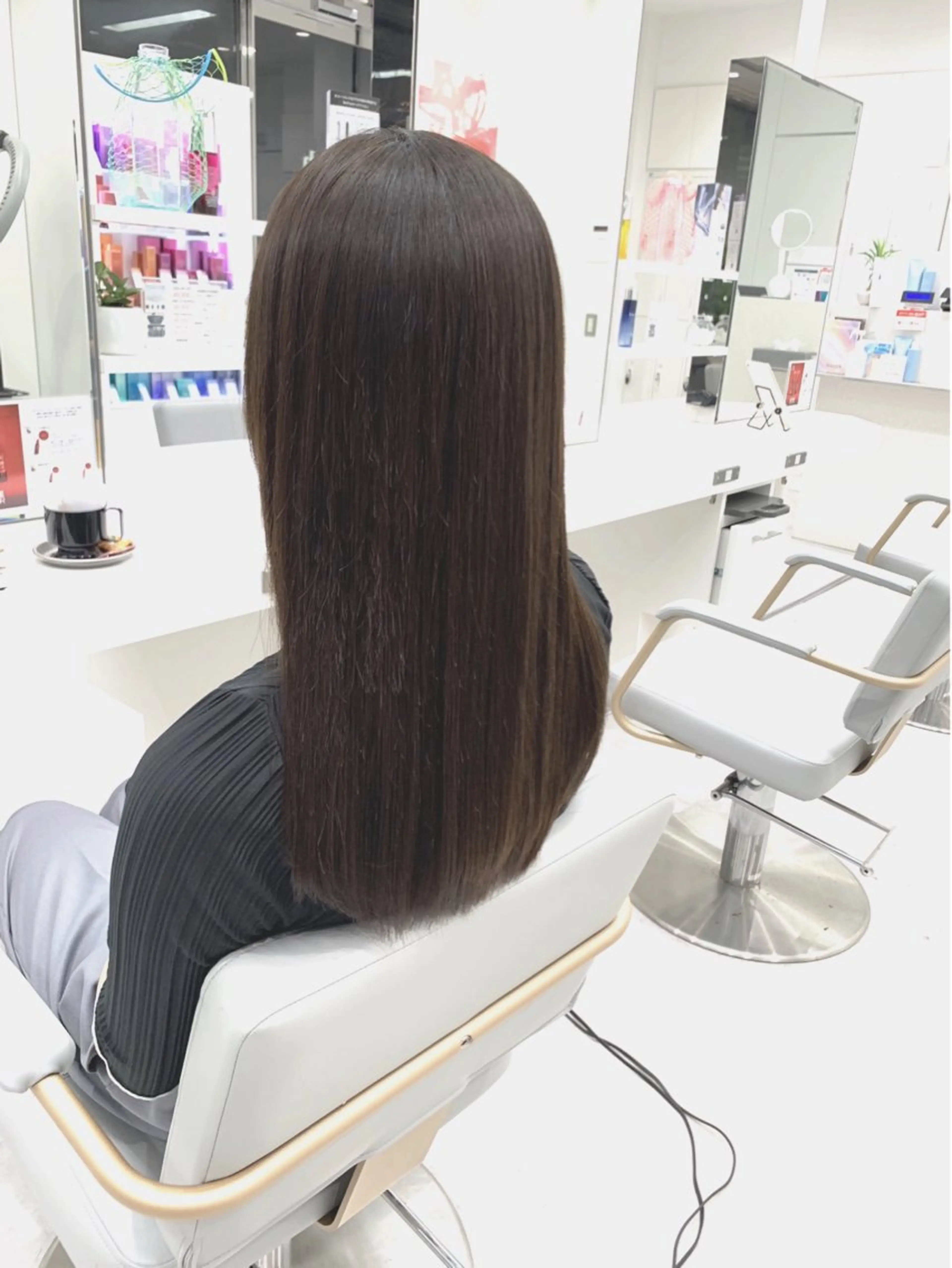 ロング パーマ 縮毛矯正 トリートメント ブリーチでもできる 縮毛矯正相原慎🌈のヘアスタイル