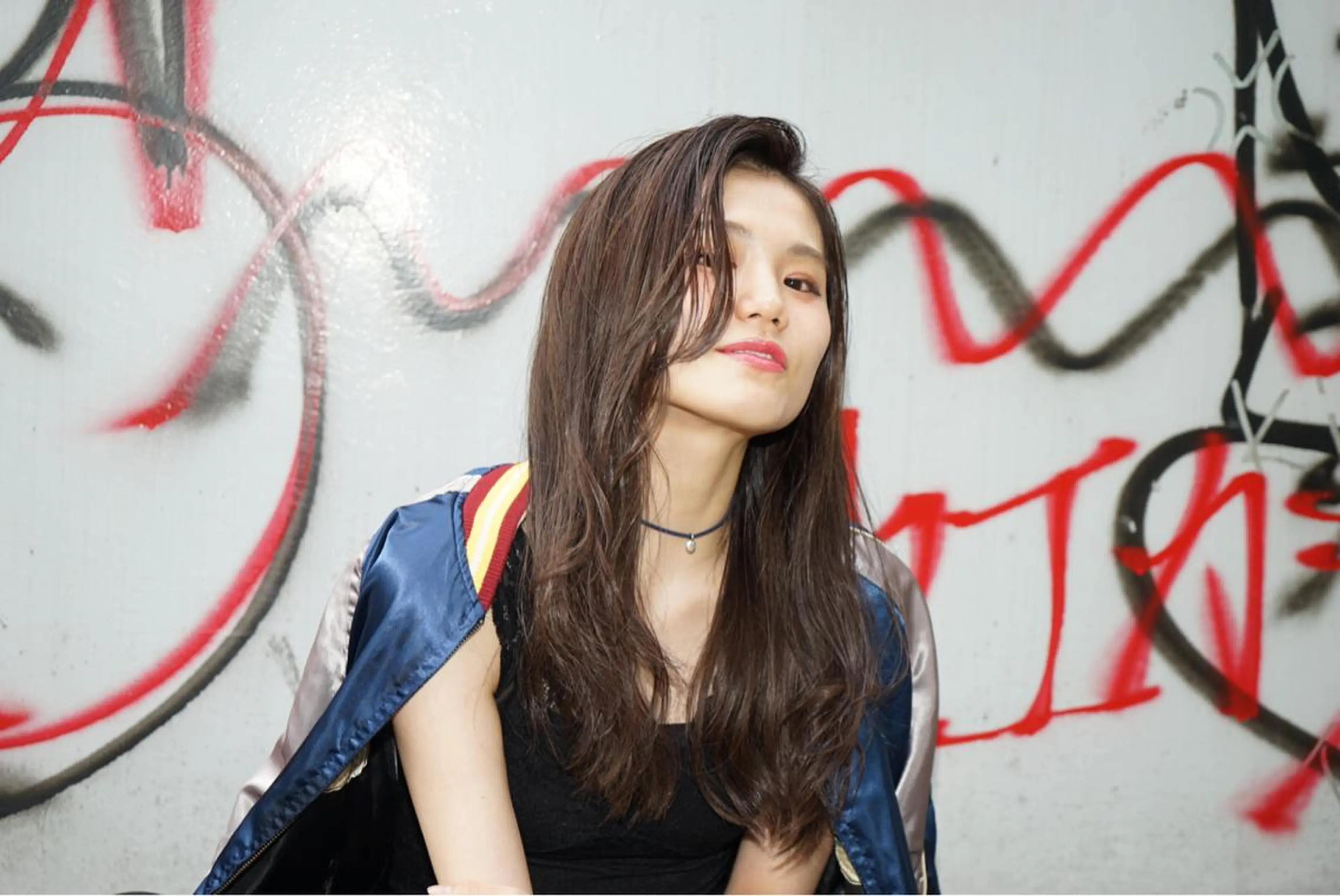 ロング カラー 加藤 あやみのヘアスタイル